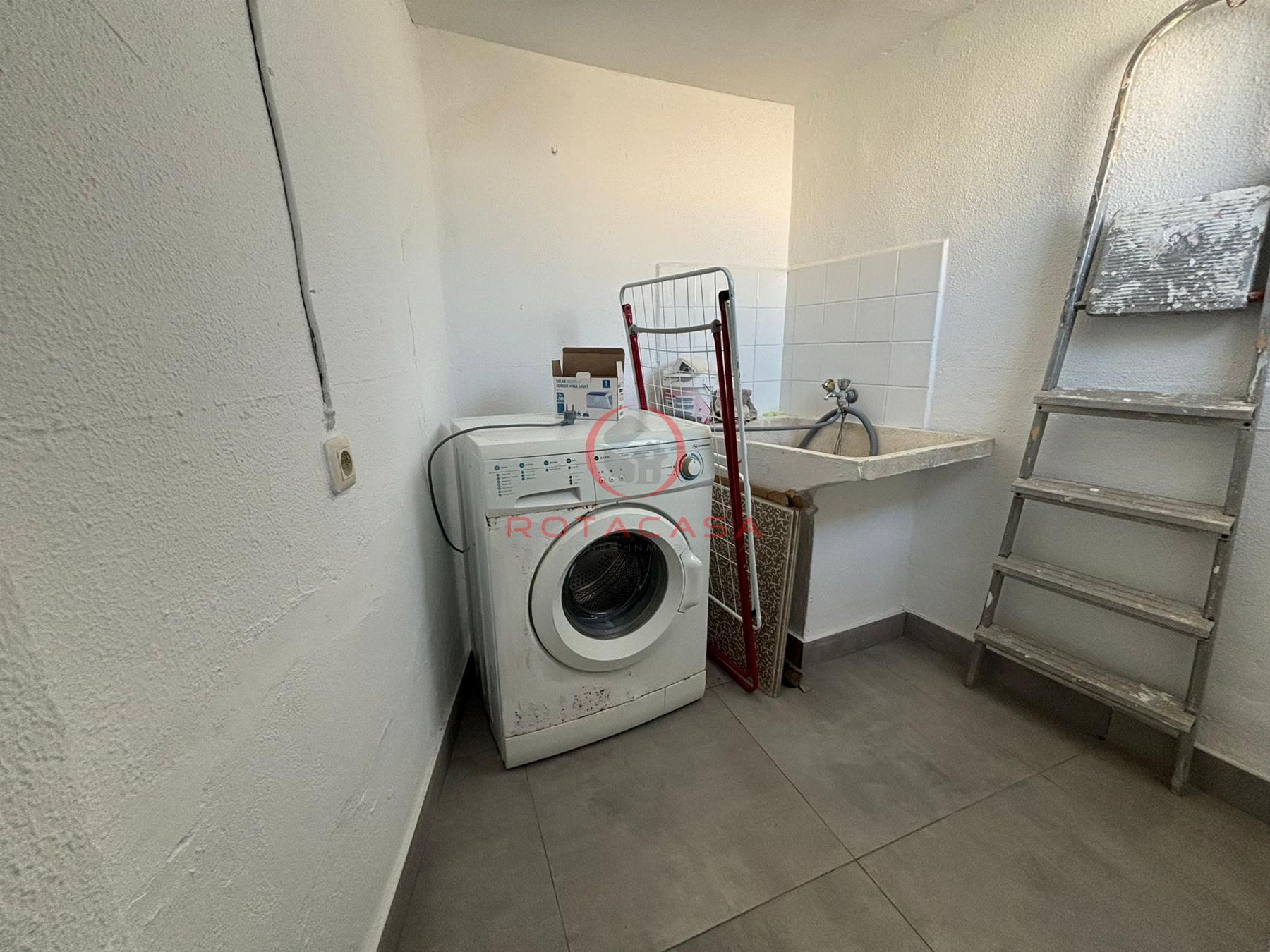 For sale of duplex in Rota
