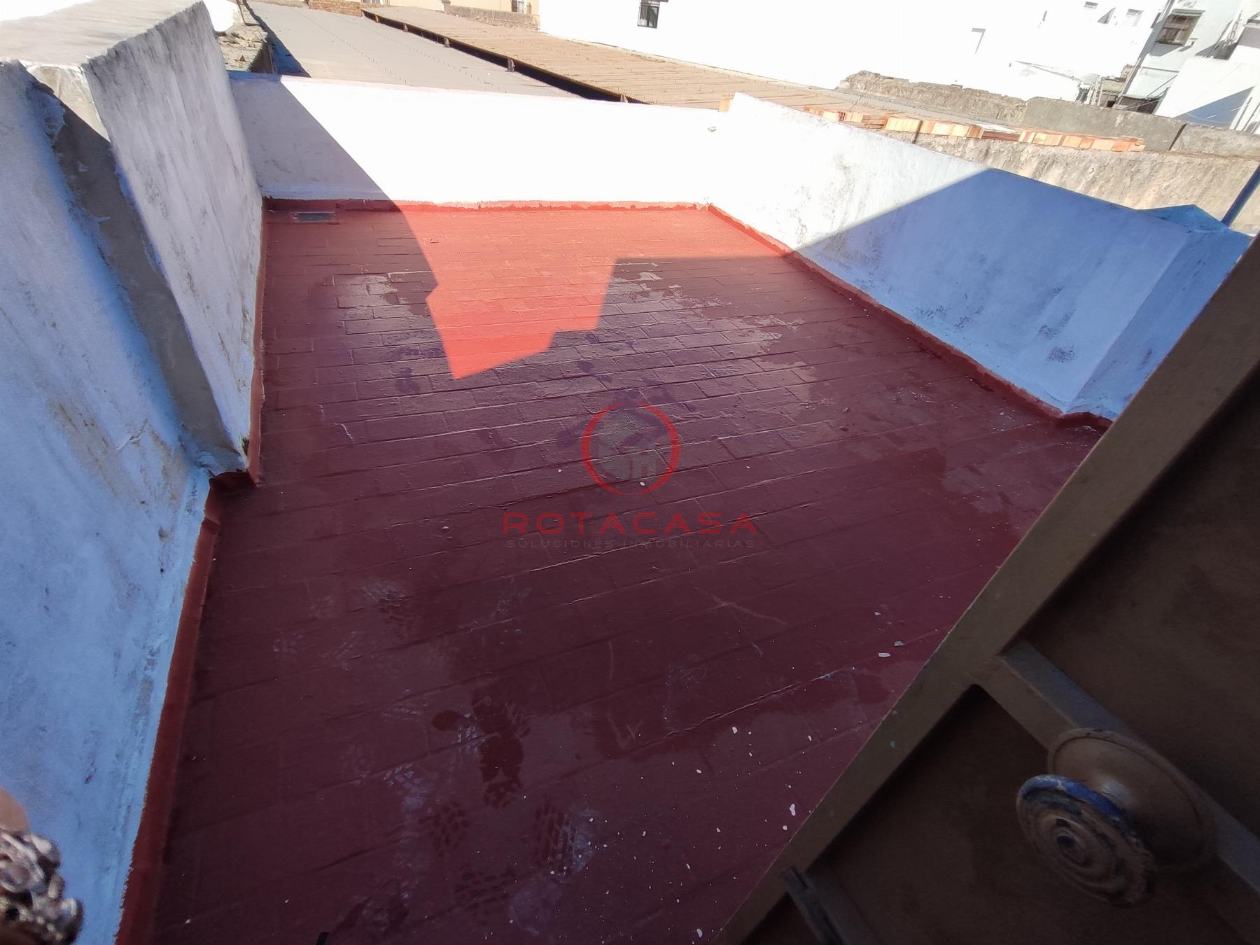 For sale of duplex in Rota