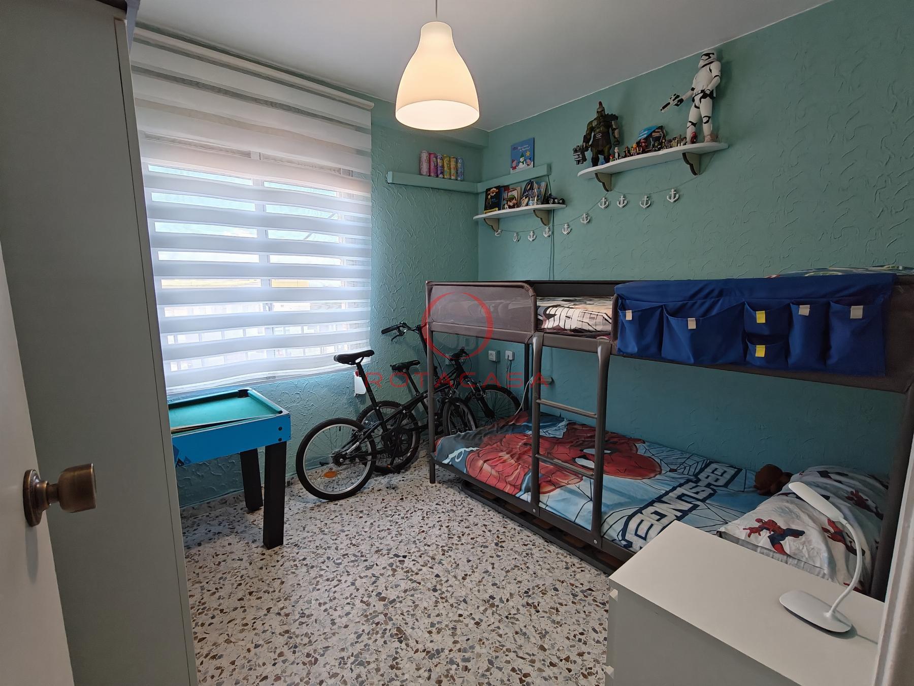 Venta de piso en Rota
