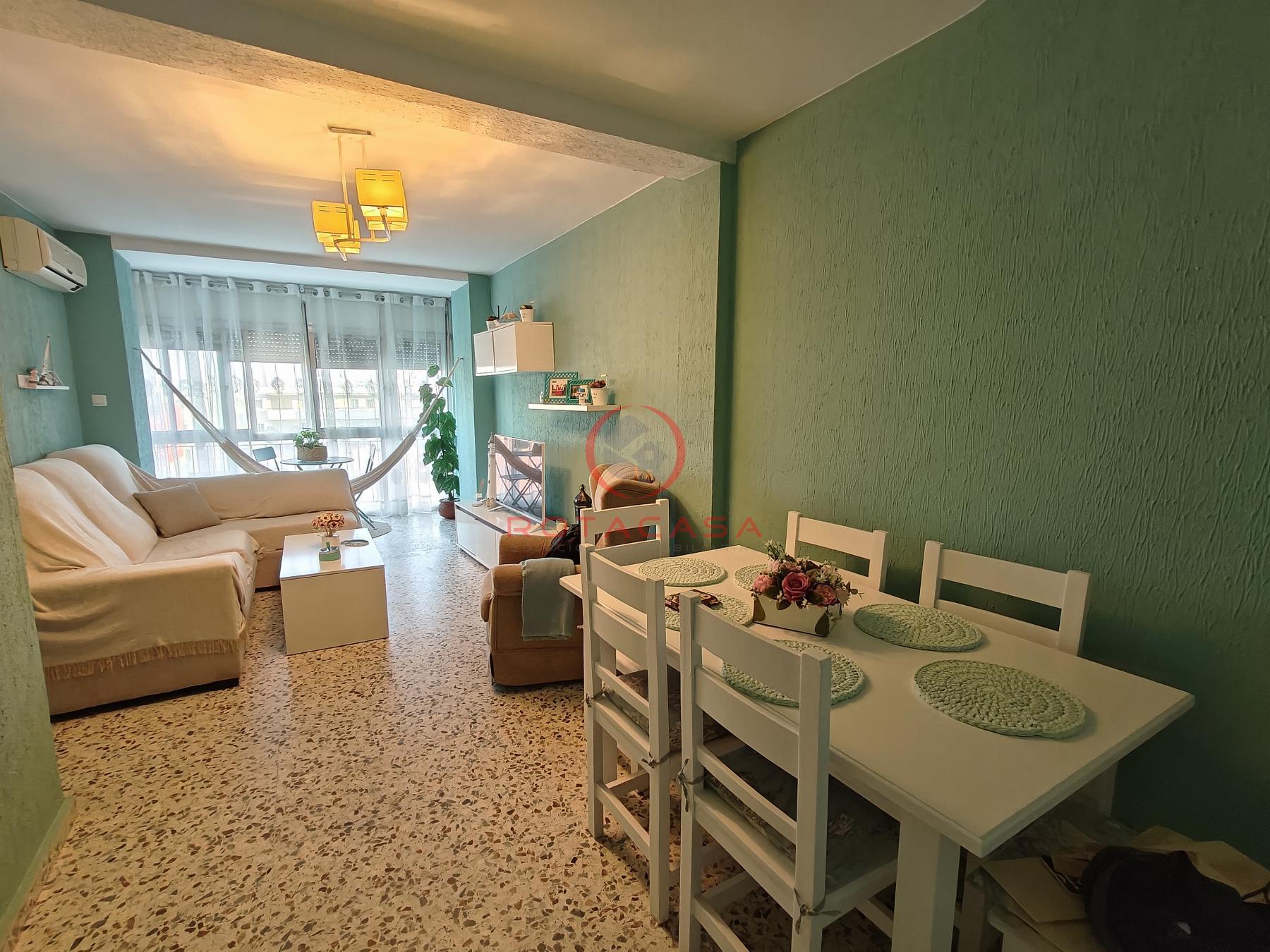Venta de piso en Rota