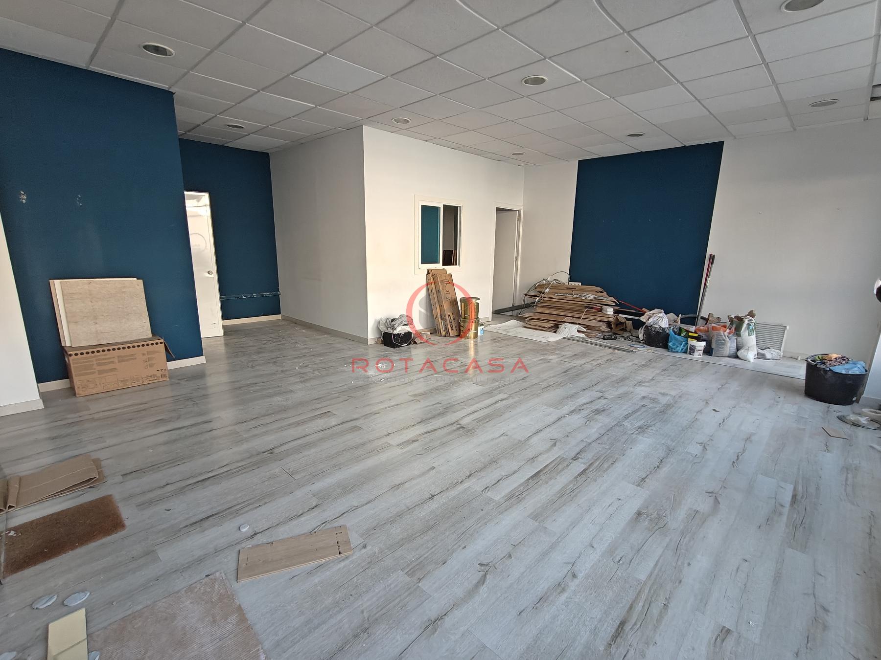 Alquiler de local comercial en Rota