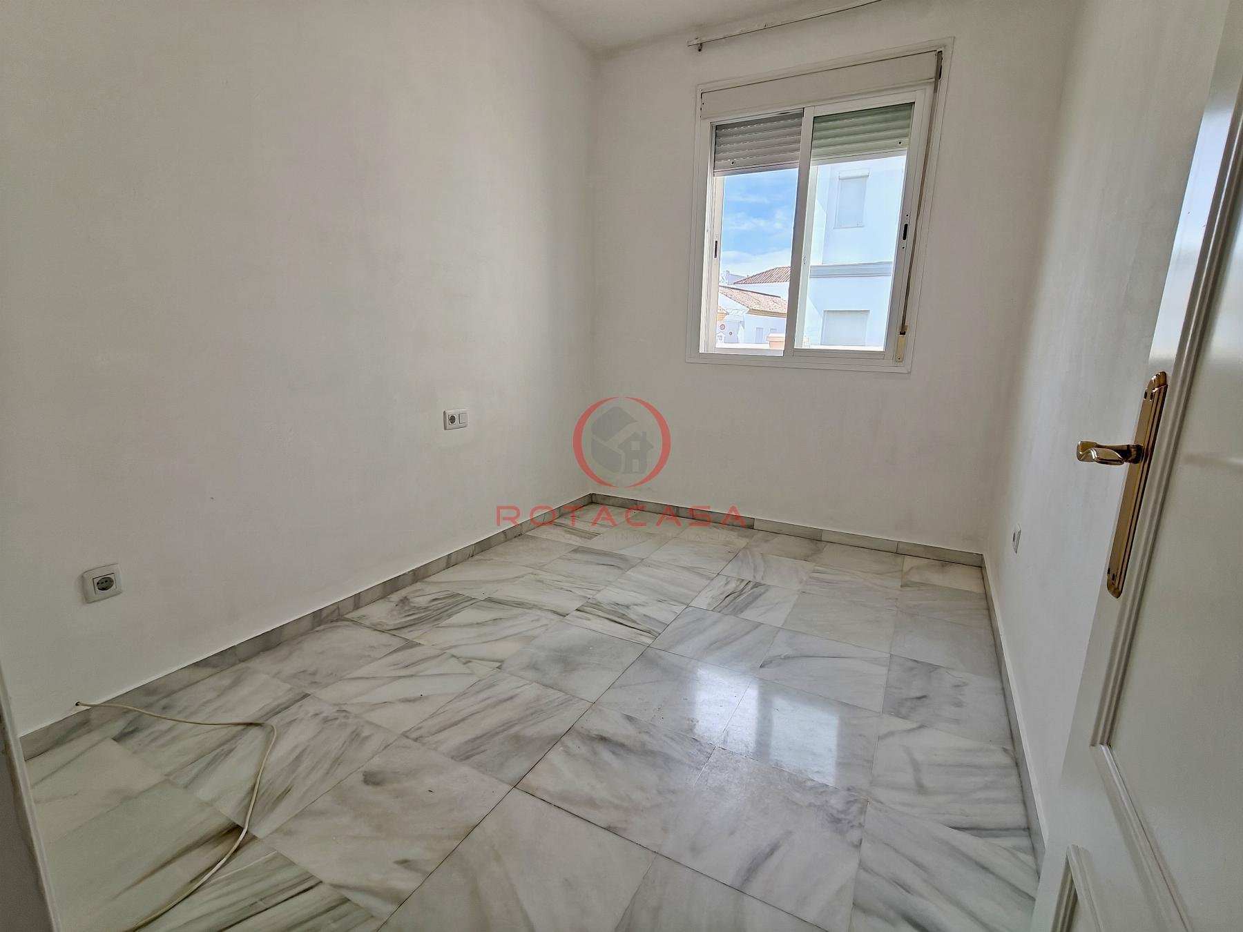 For sale of flat in Rota