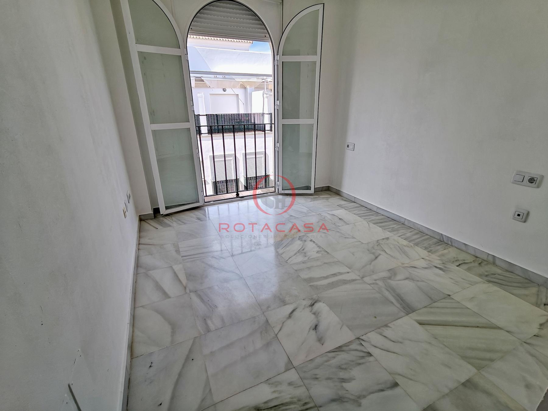 For sale of flat in Rota
