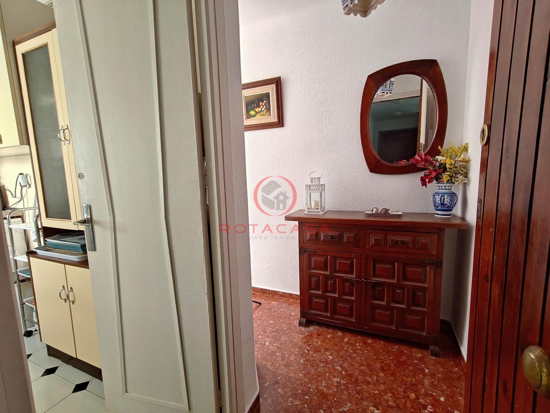 Venta de piso en Rota