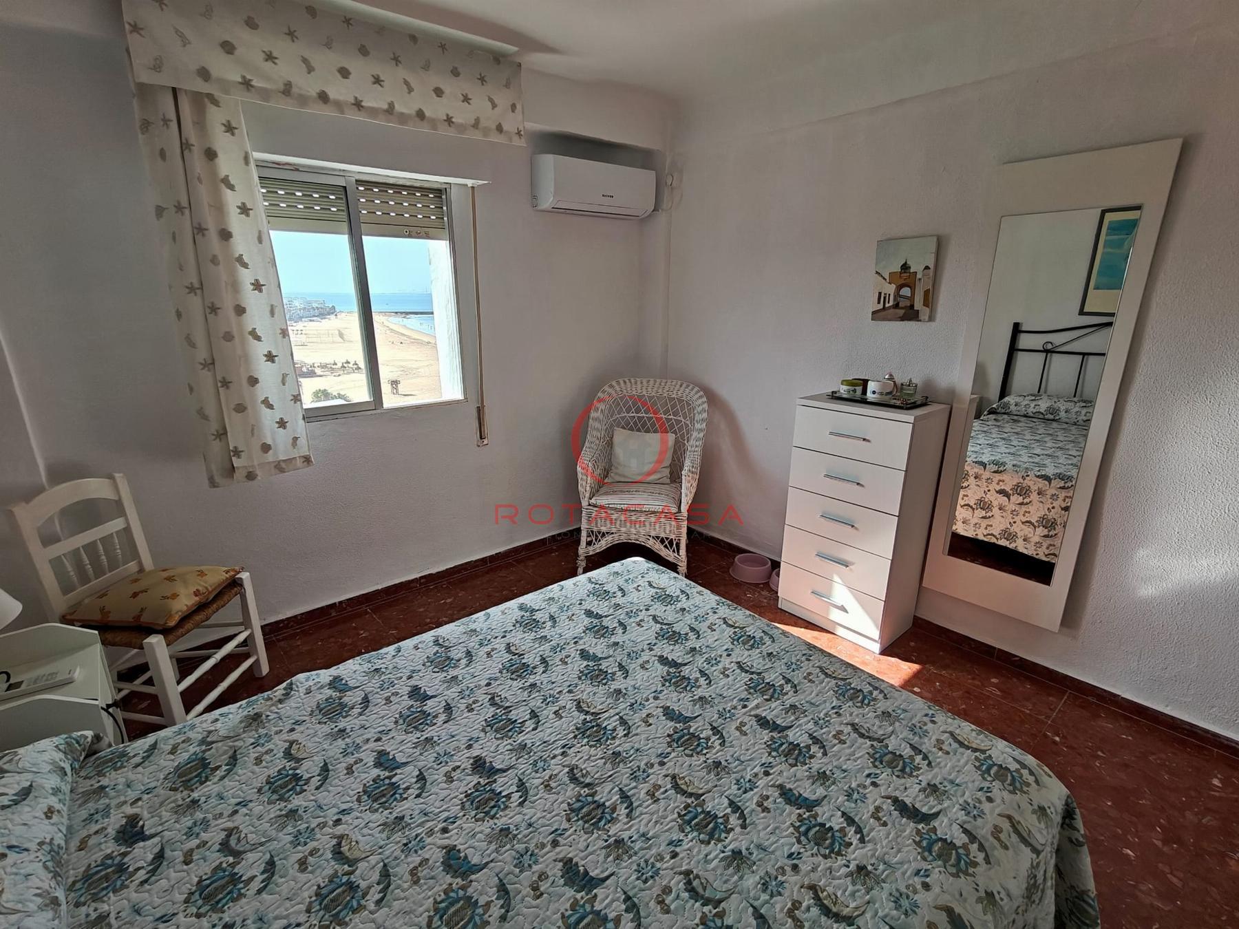 Venta de piso en Rota