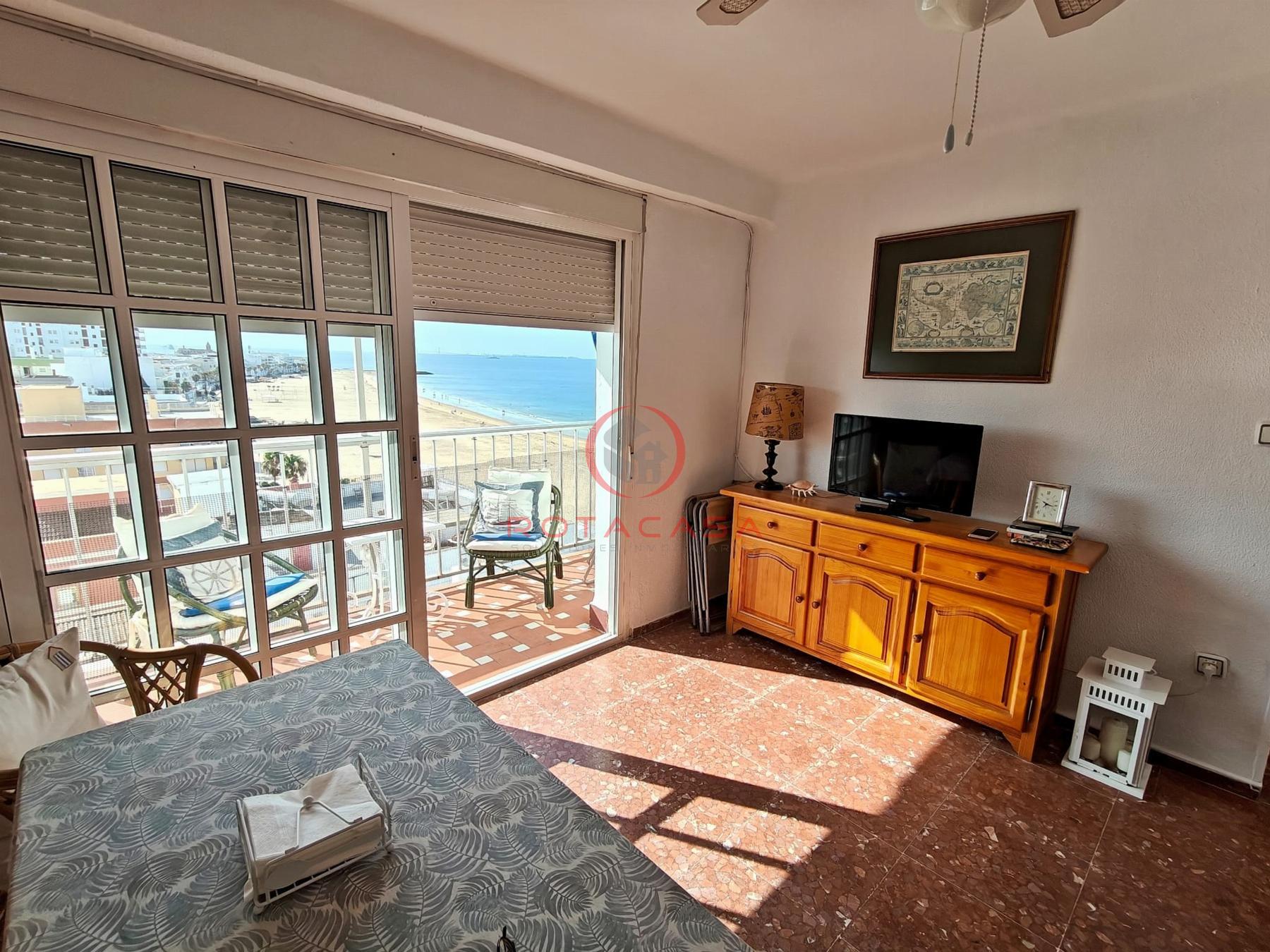 Venta de piso en Rota