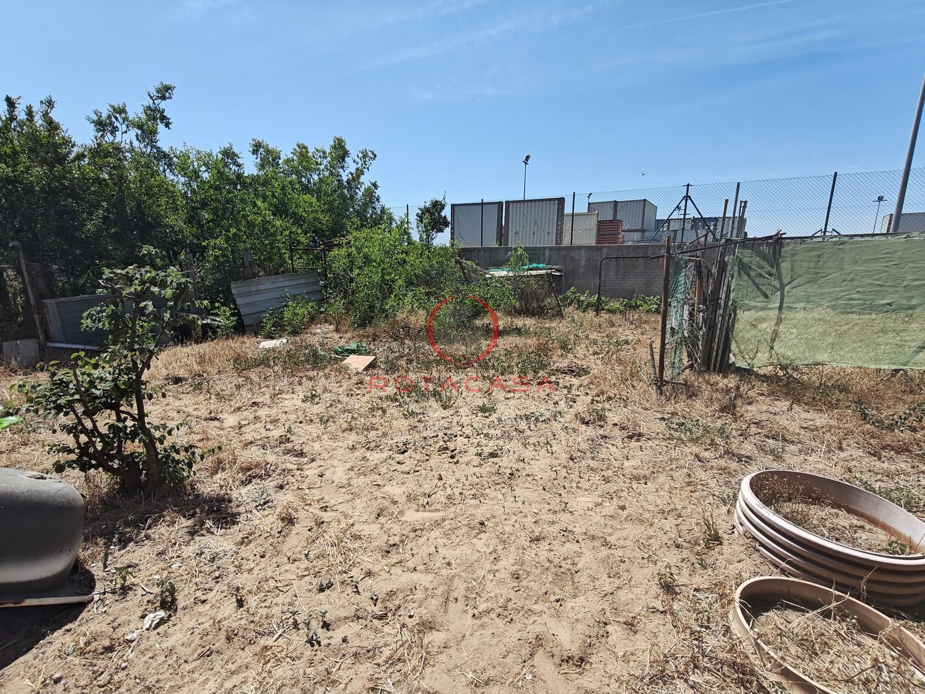 For sale of rural property in Rota