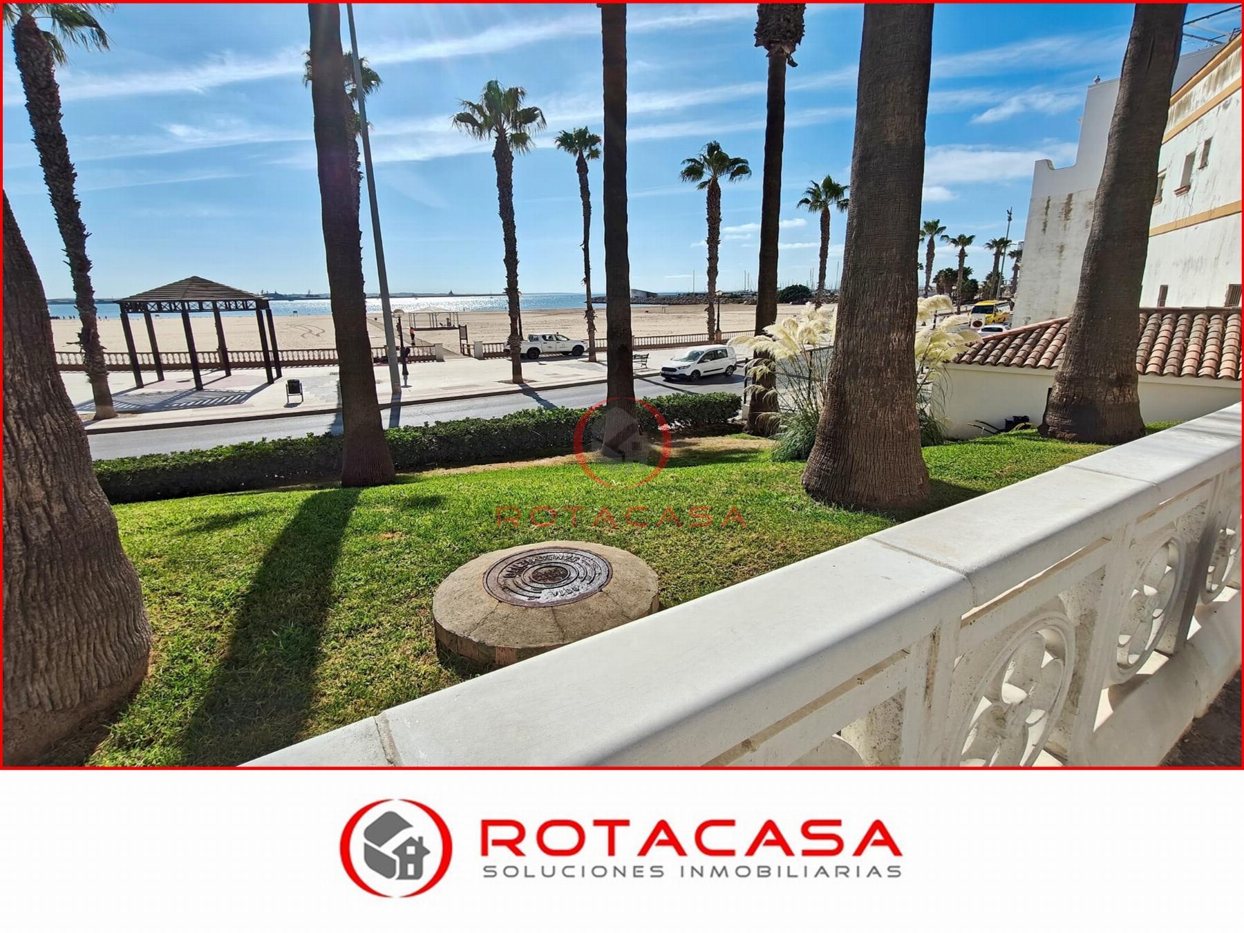 Venta de piso en Rota