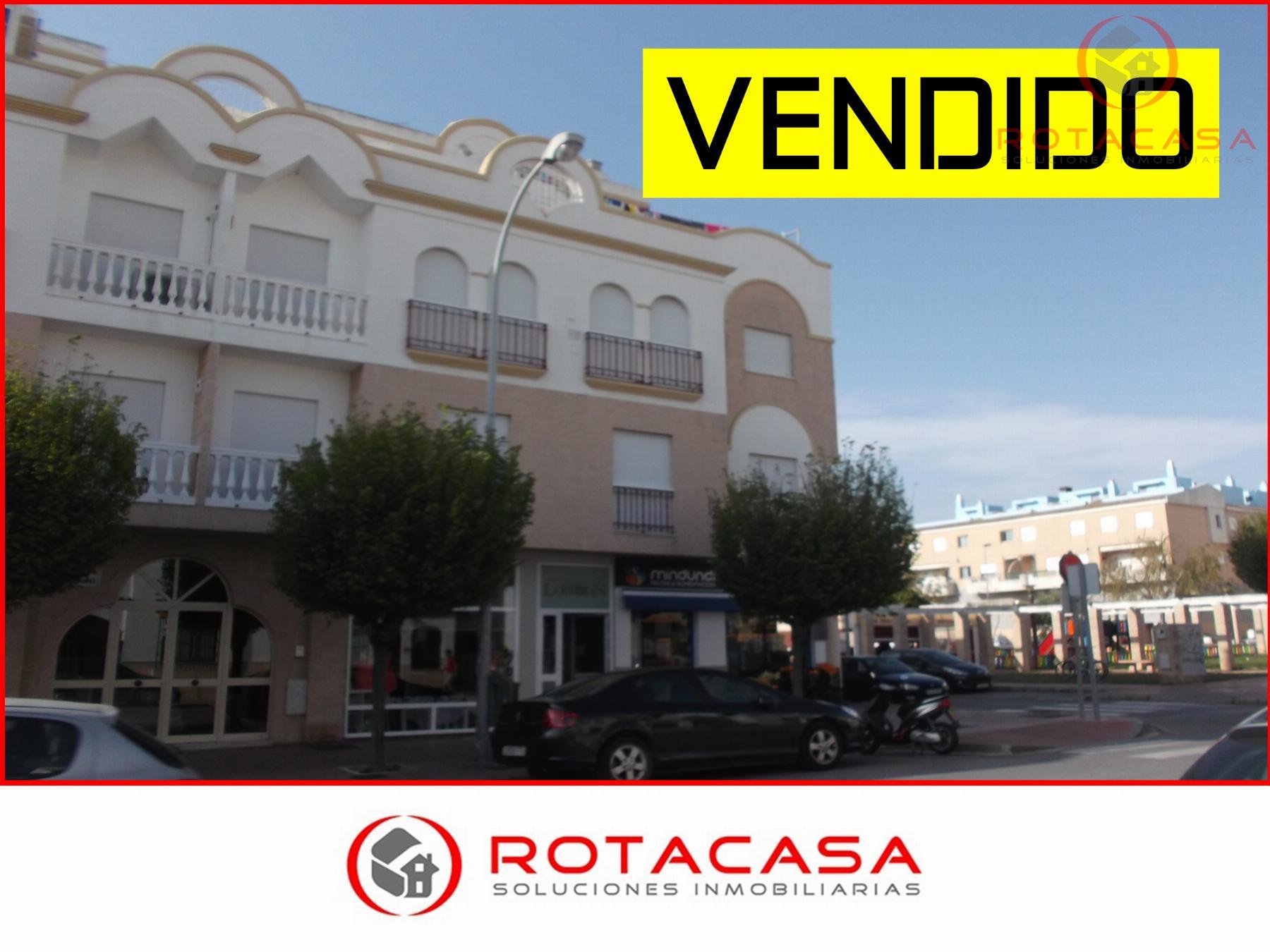 Venta de piso en Rota