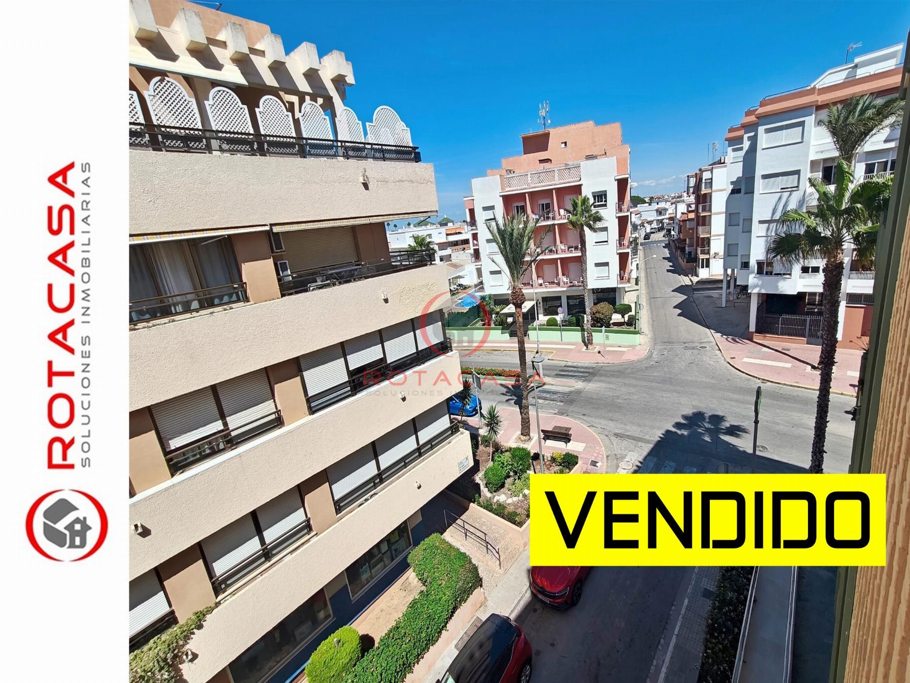 For sale of flat in Rota