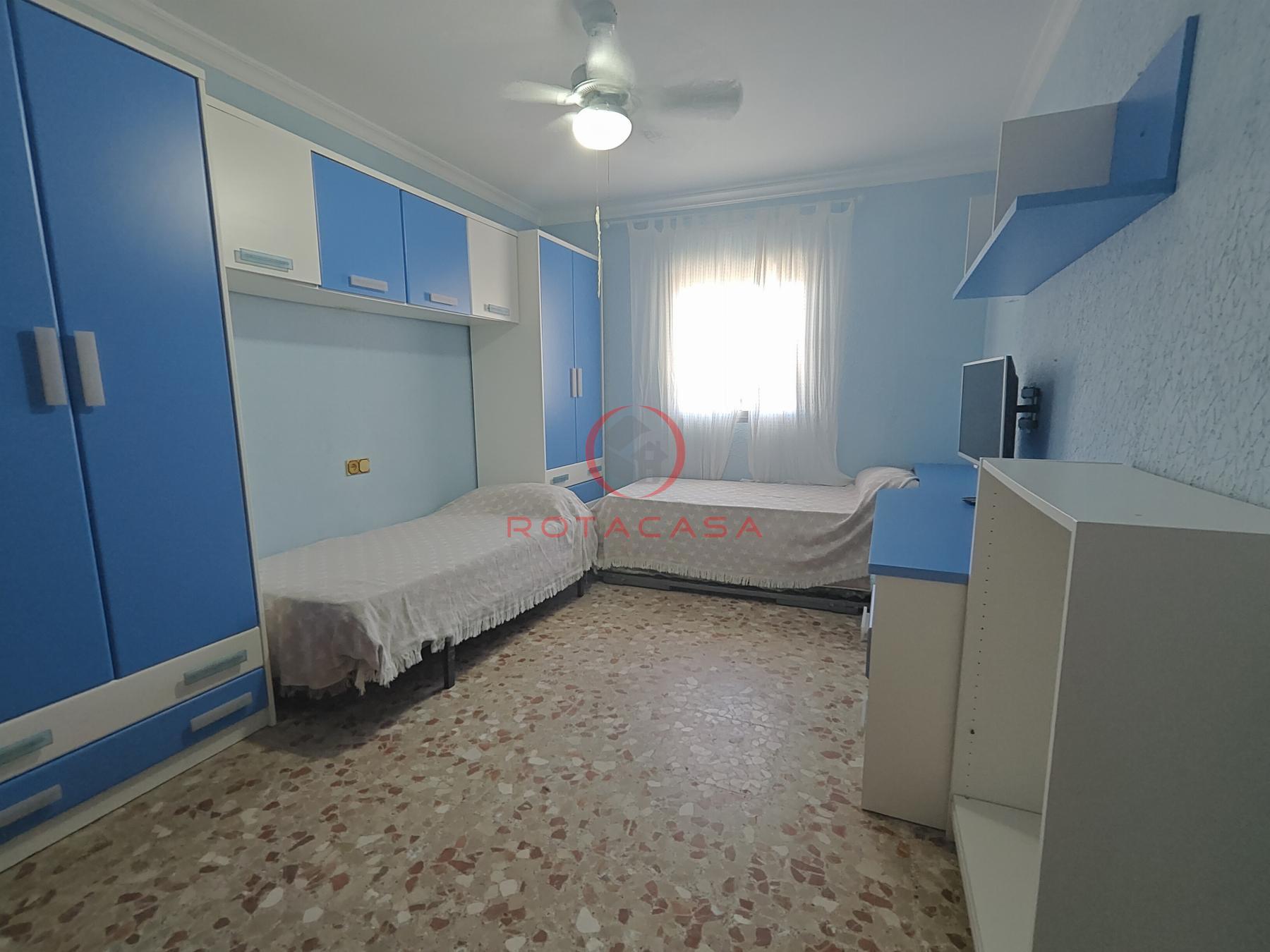 Venta de piso en Rota