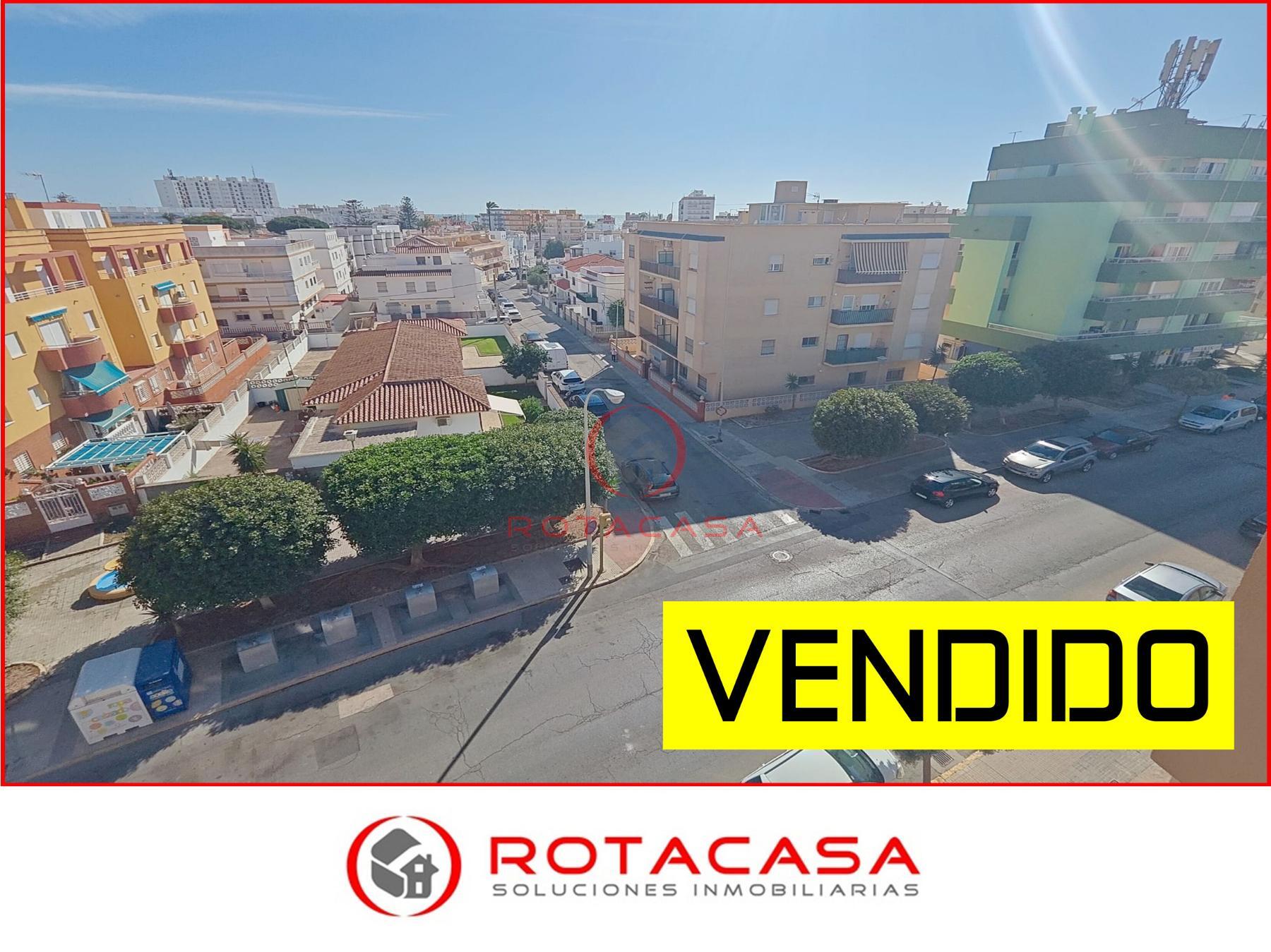 Venta de piso en Rota