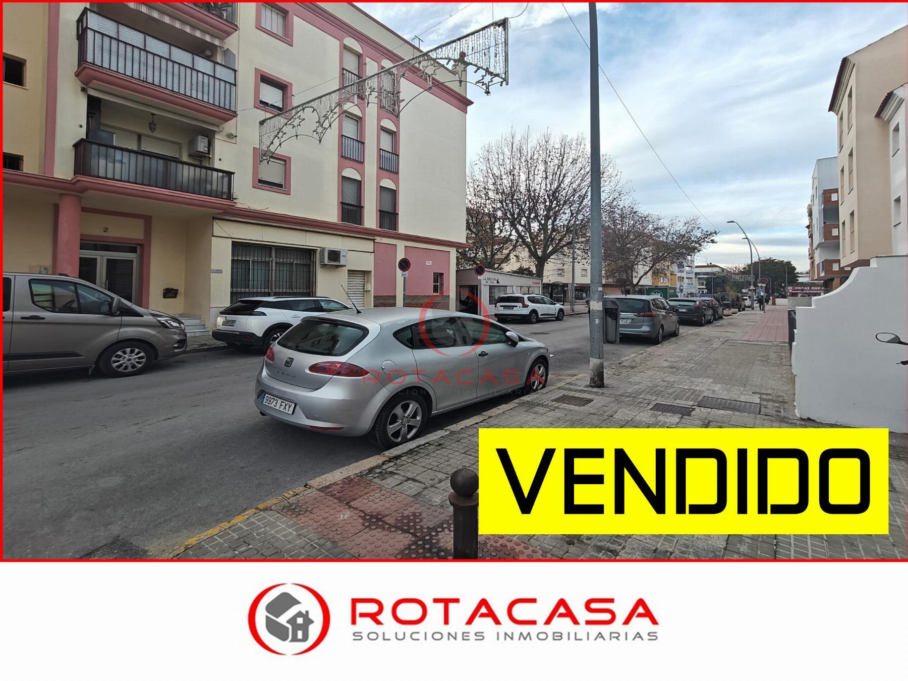 Venta de garaje en Rota