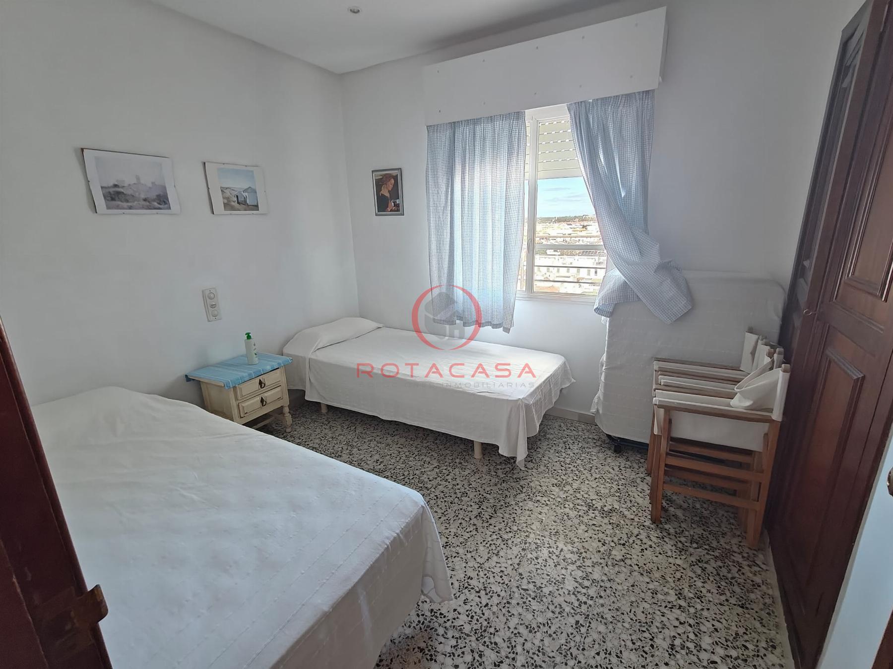 Venta de piso en Rota