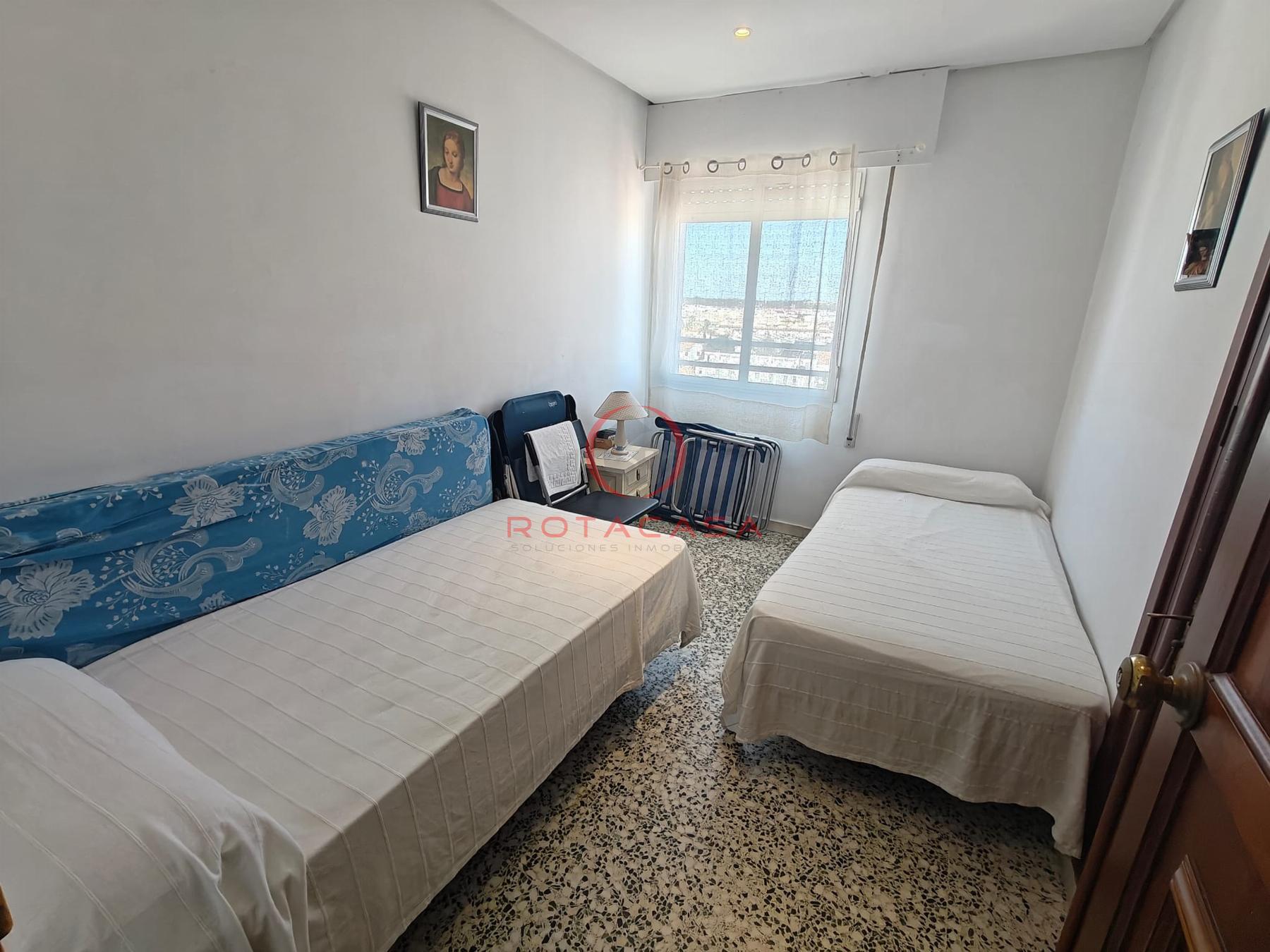 Venta de piso en Rota