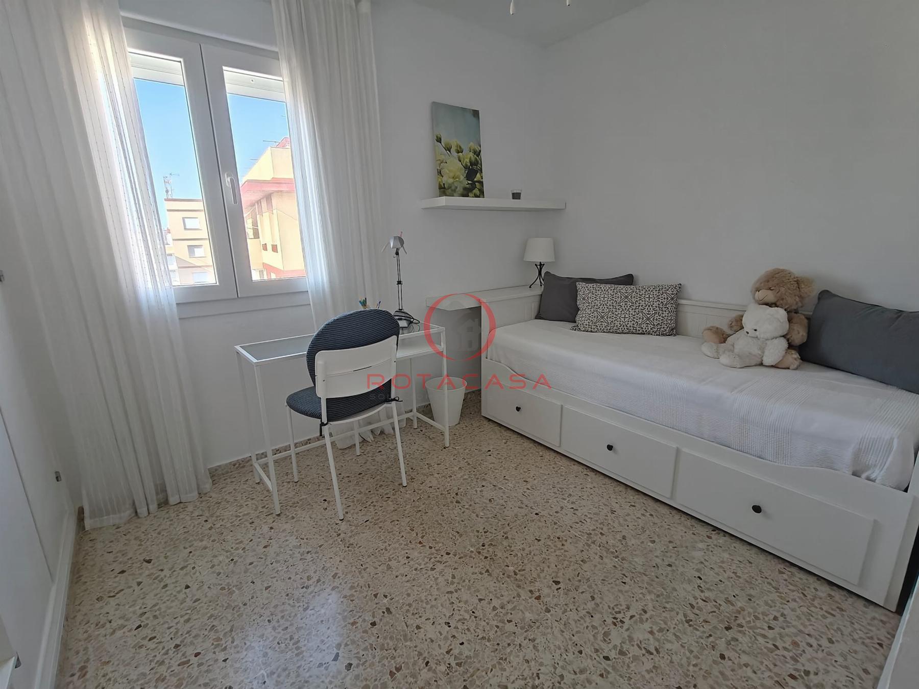 Venta de piso en Rota