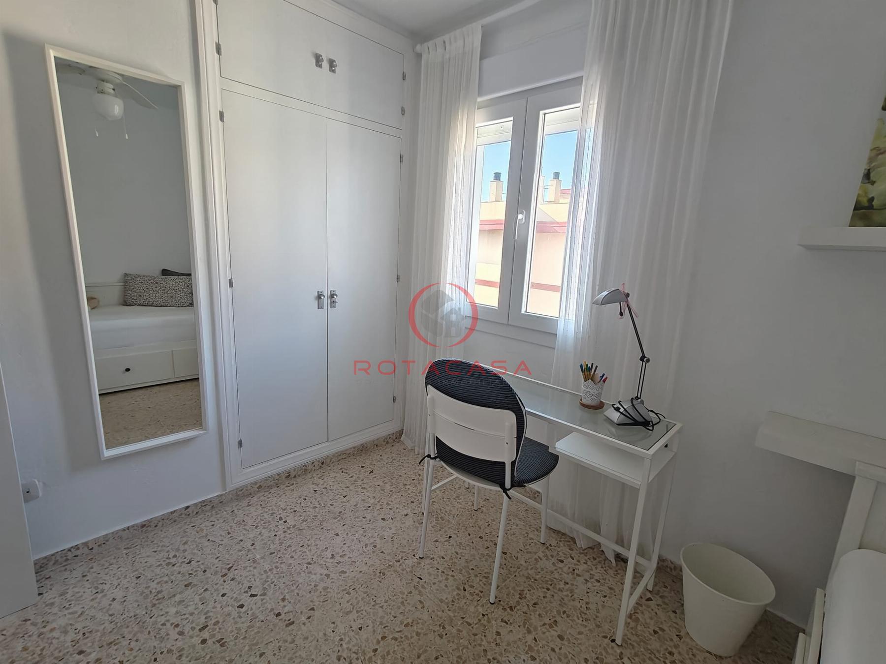 Venta de piso en Rota