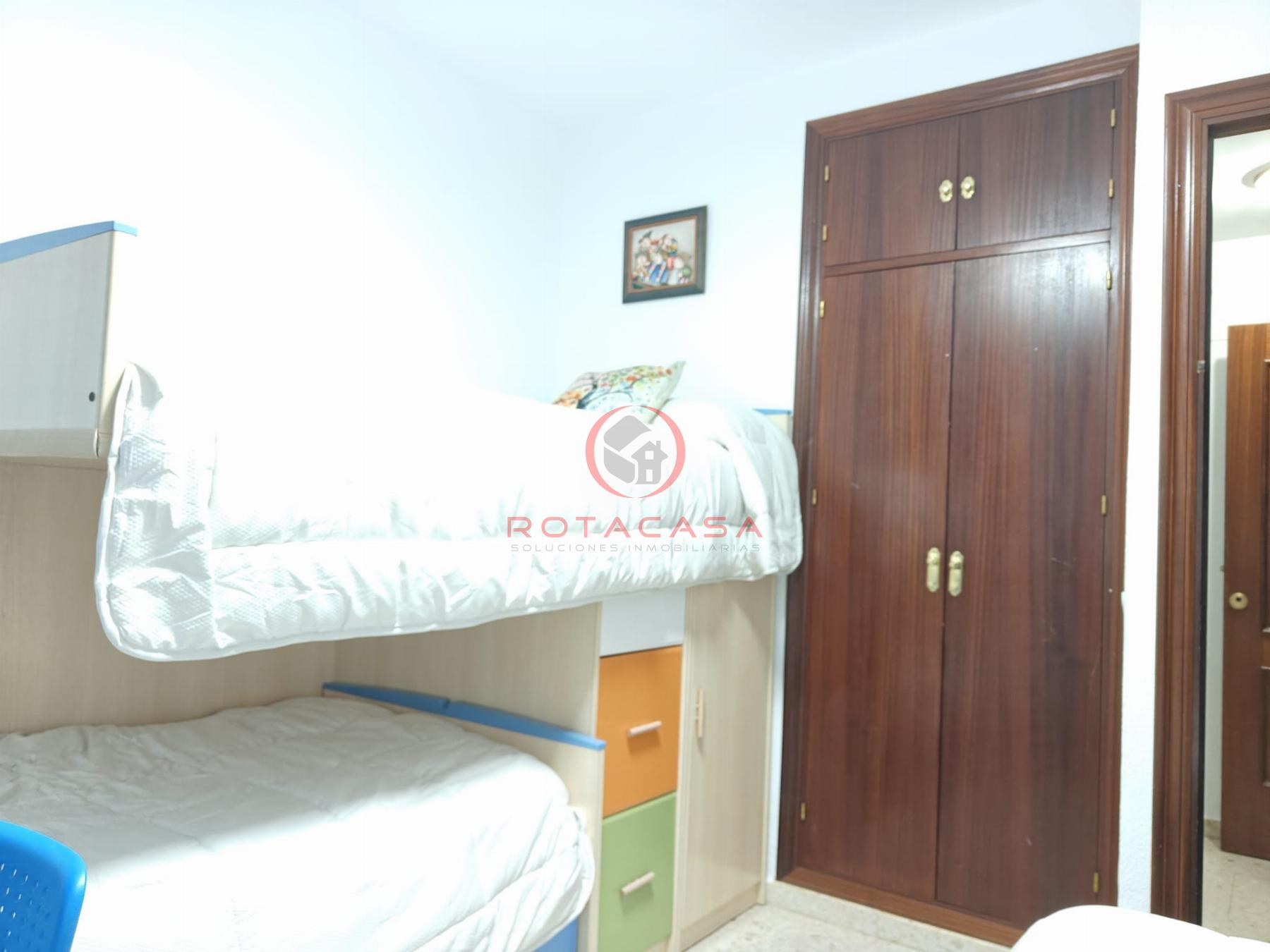 Venta de piso en Rota