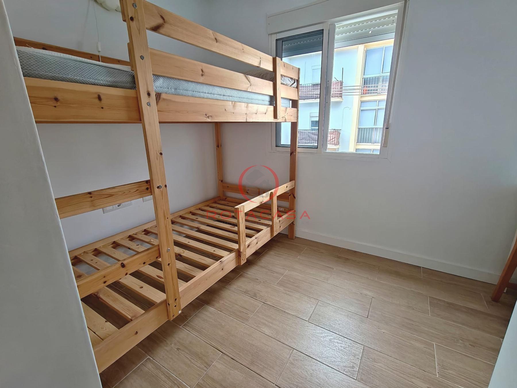 Venta de piso en Rota