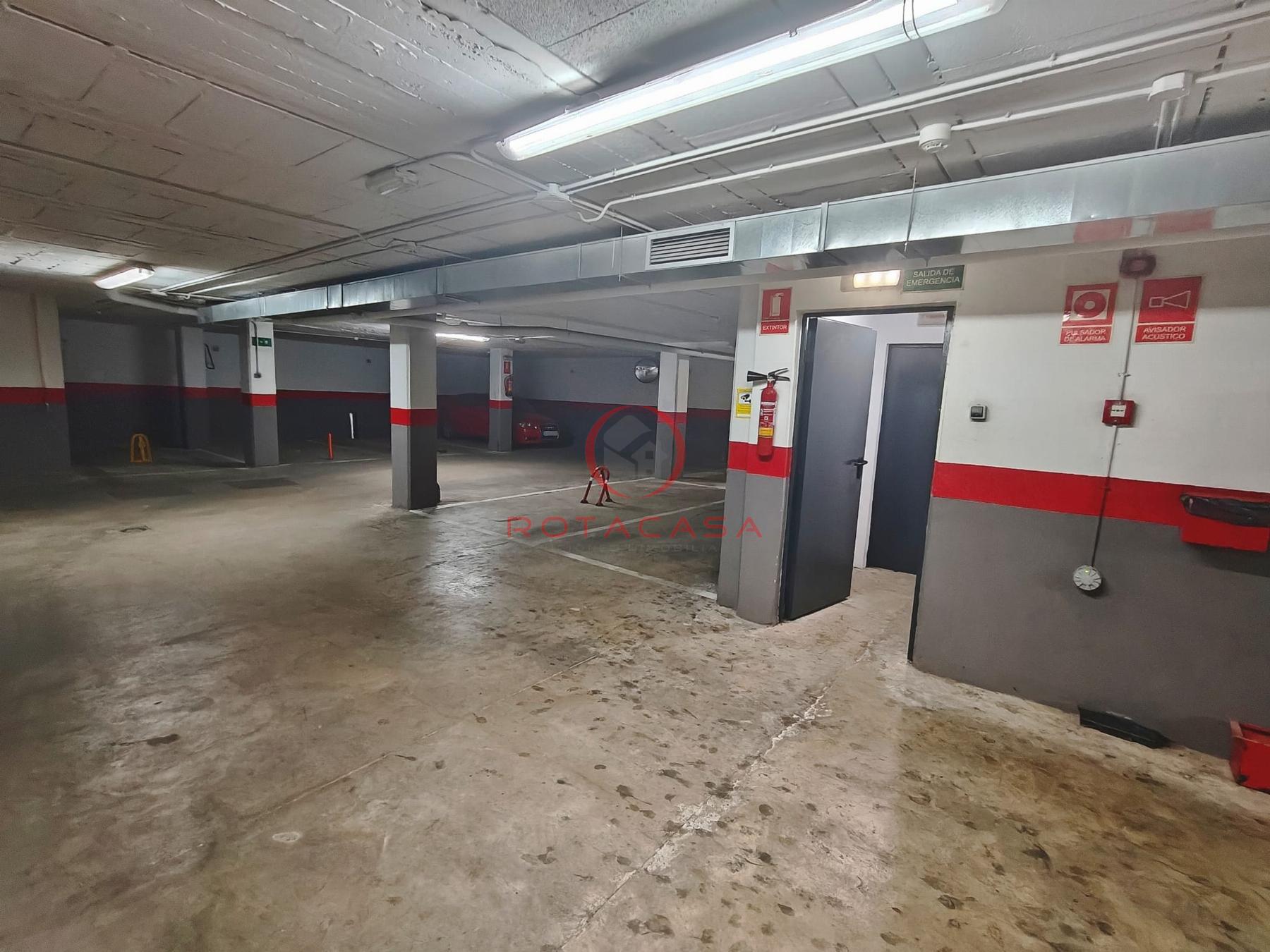 Venta de garaje en Rota