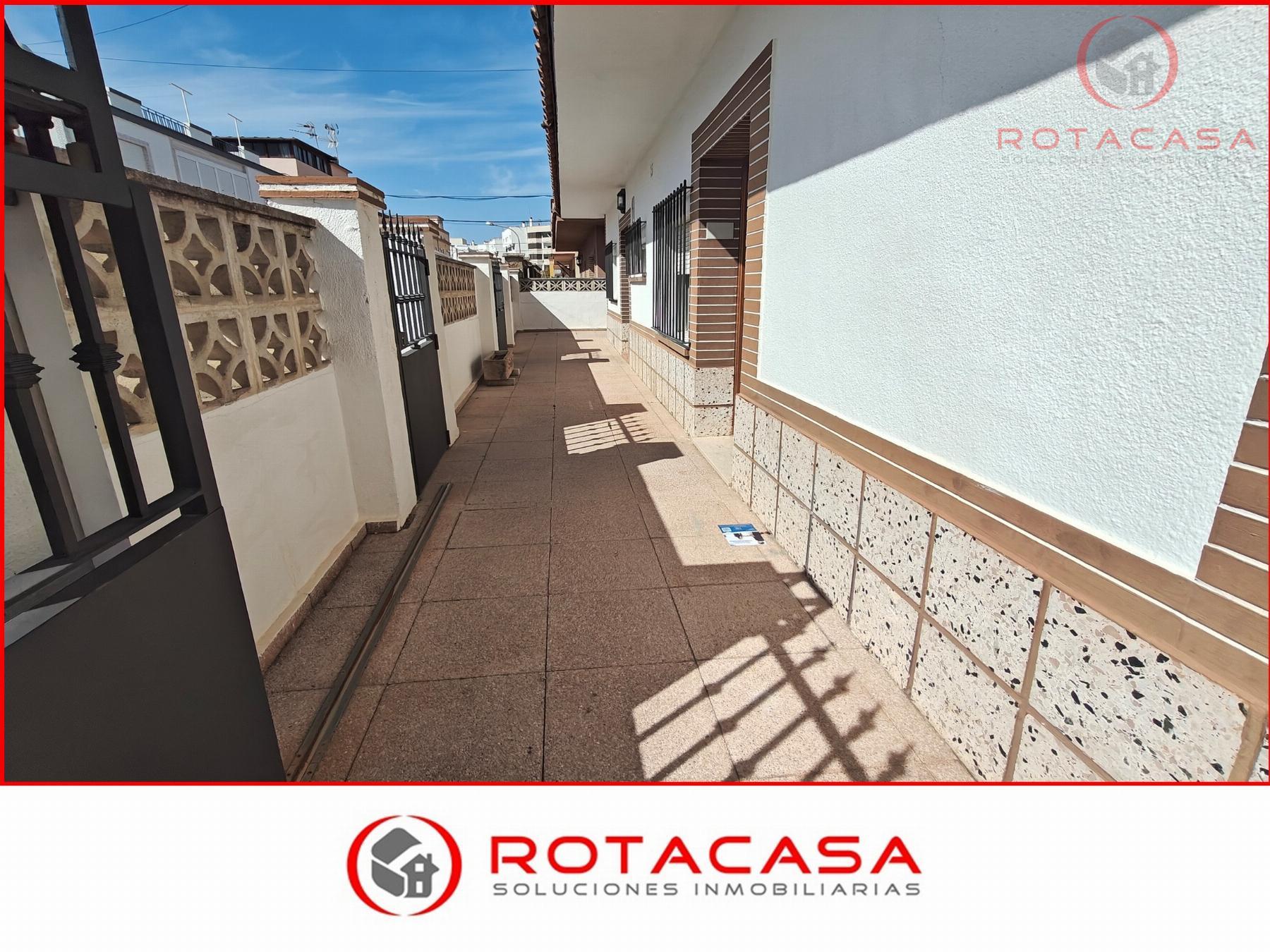 Venta de piso en Rota