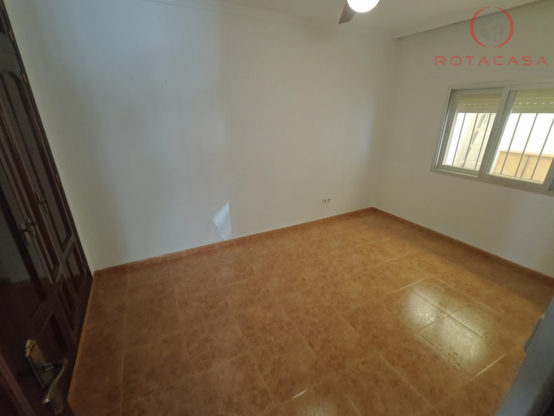 Venta de piso en Rota