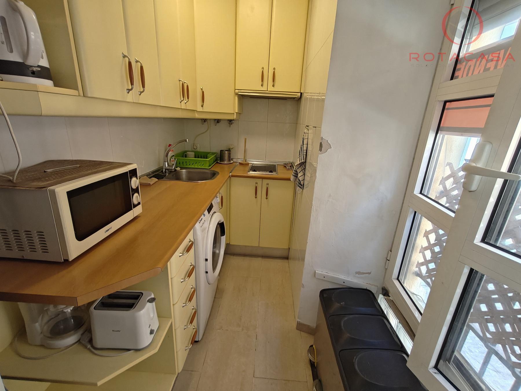 Venta de estudio en Rota
