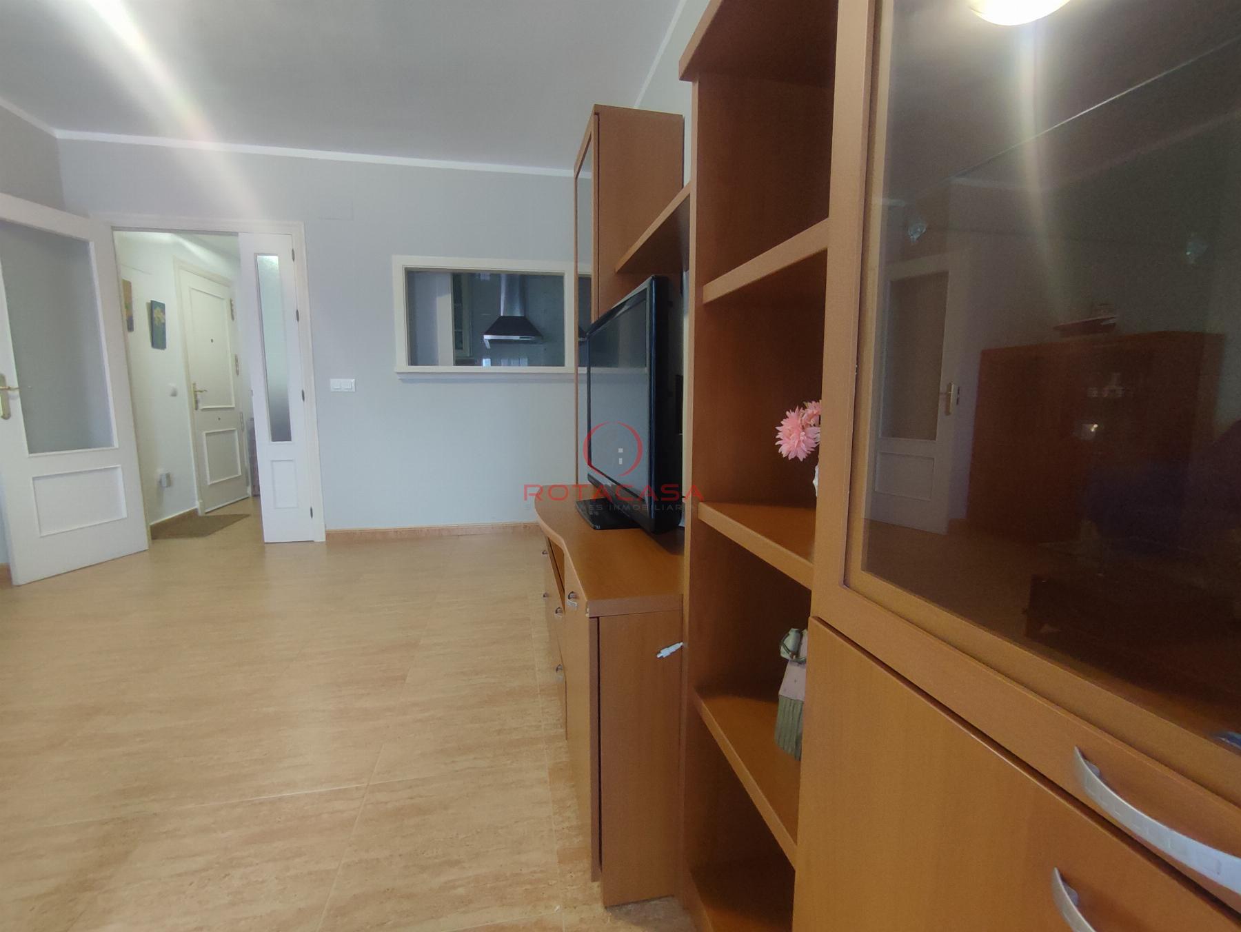 For rent of flat in Rota