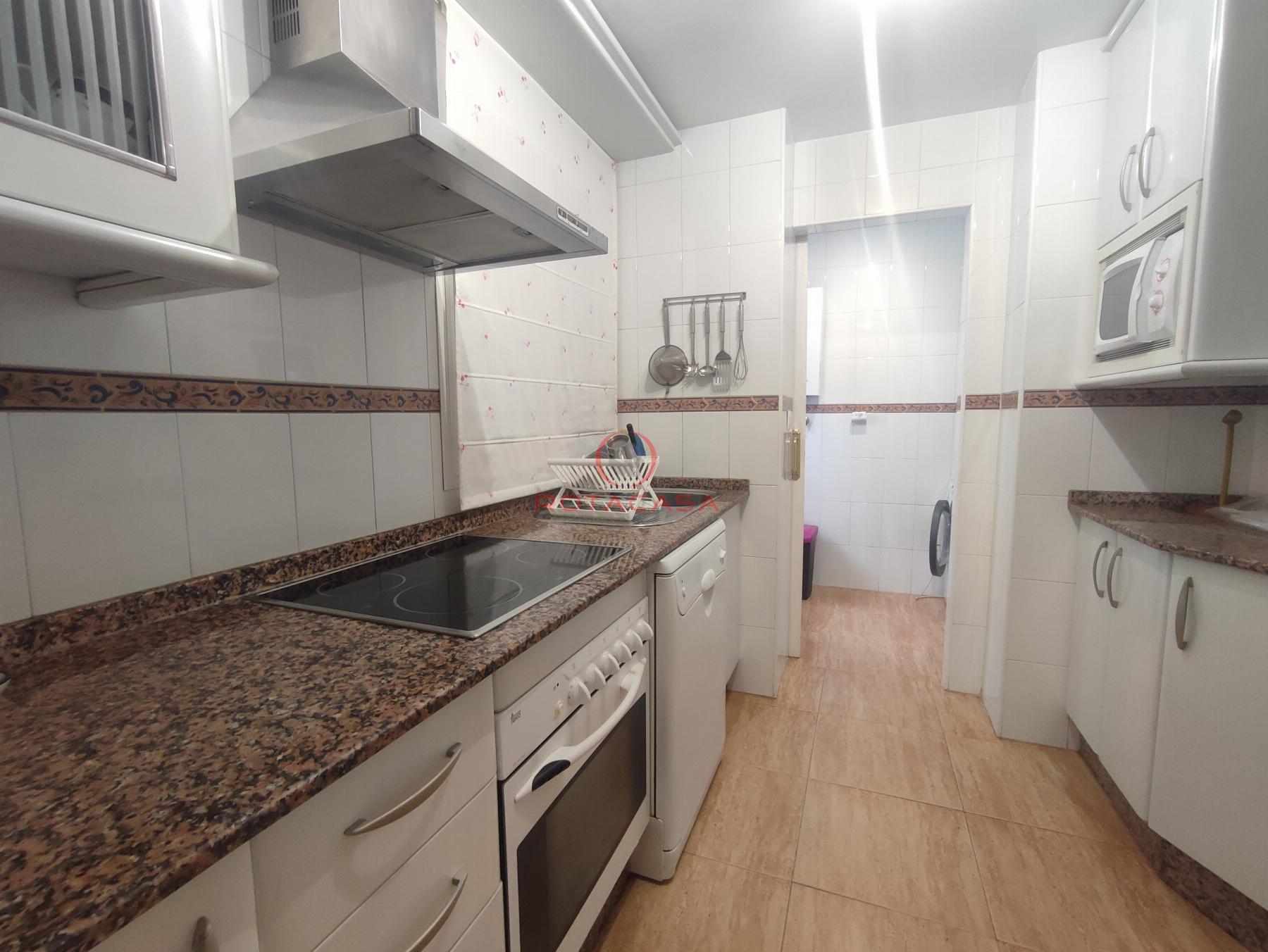 For rent of flat in Rota