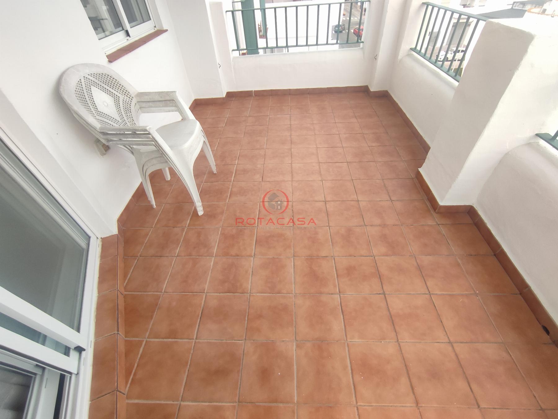 For rent of flat in Rota