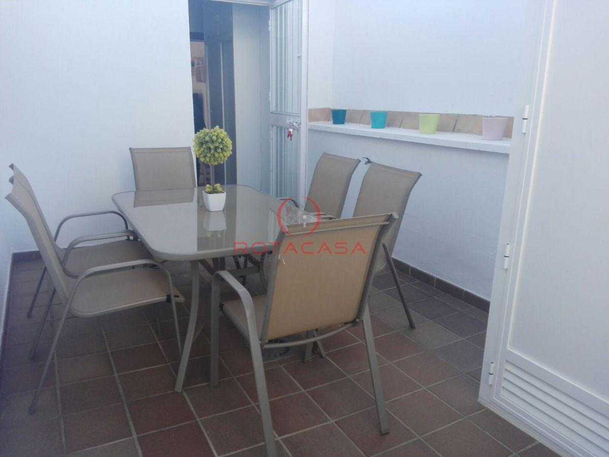 For rent of flat in Rota