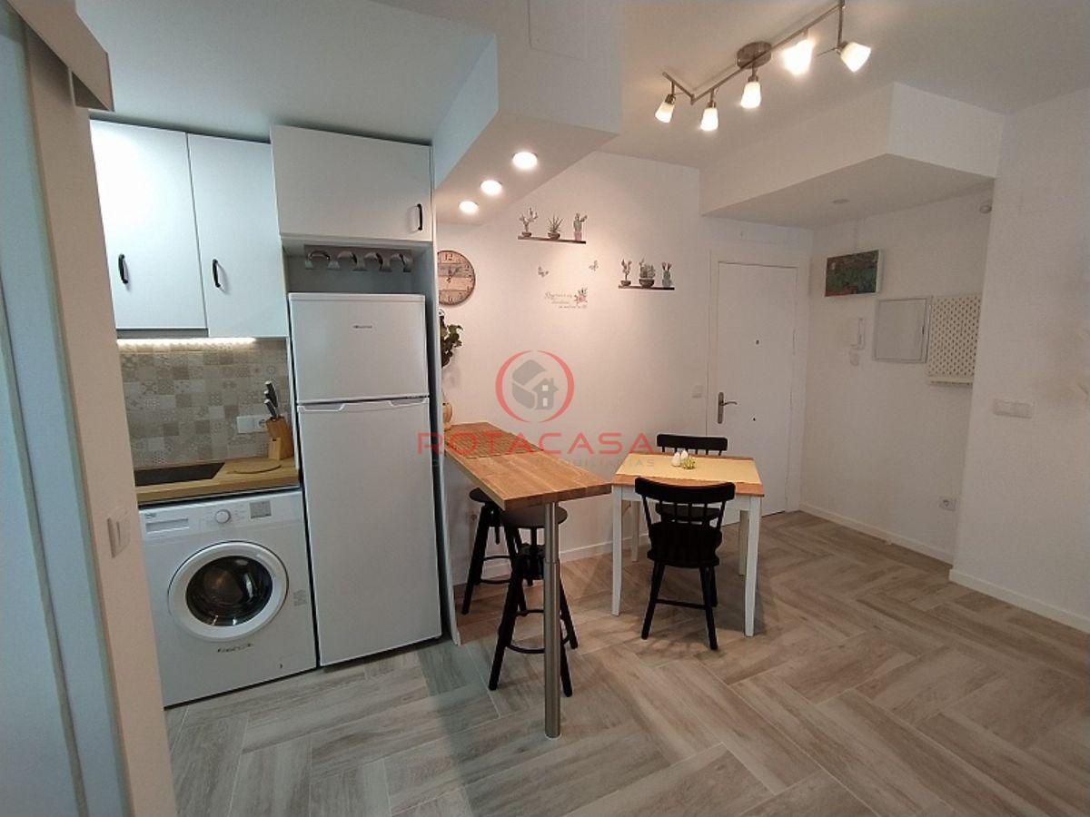 For sale of apartment in Rota
