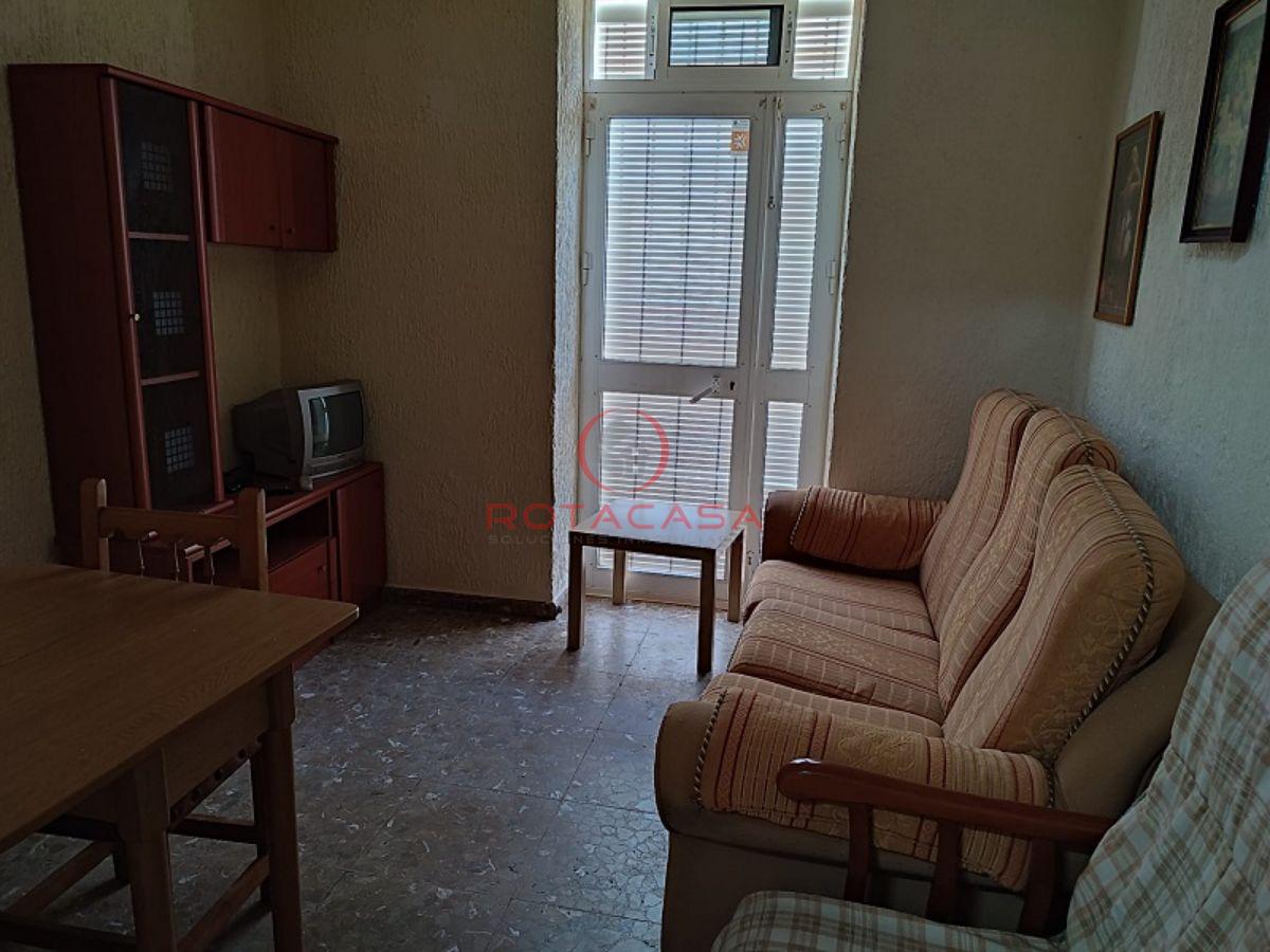 For sale of ground floor in Rota