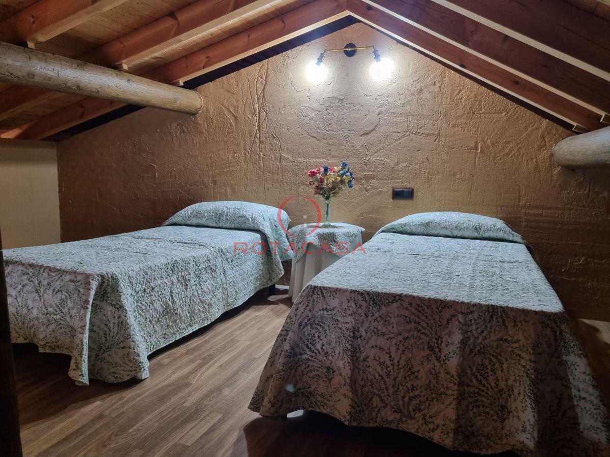 For sale of rural property in Rota