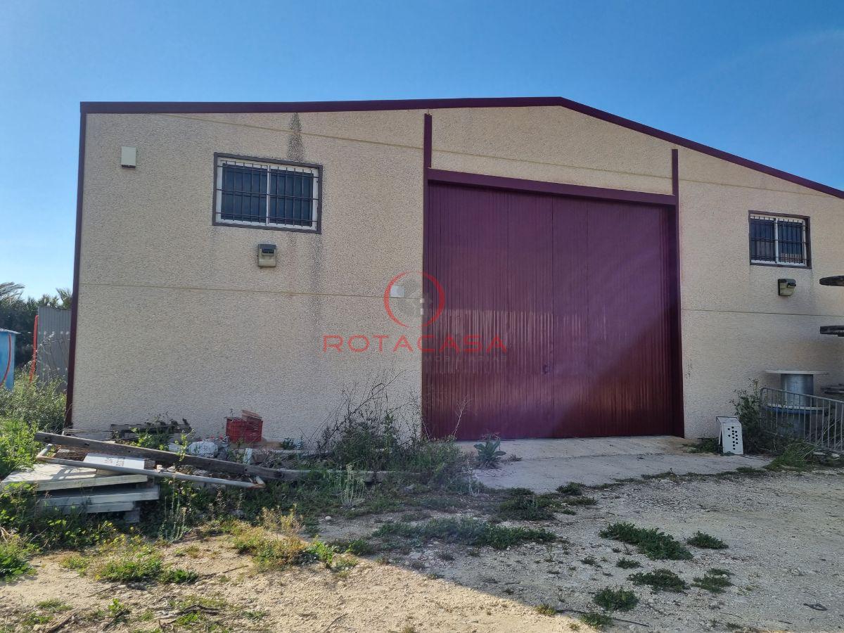 For sale of rural property in Rota