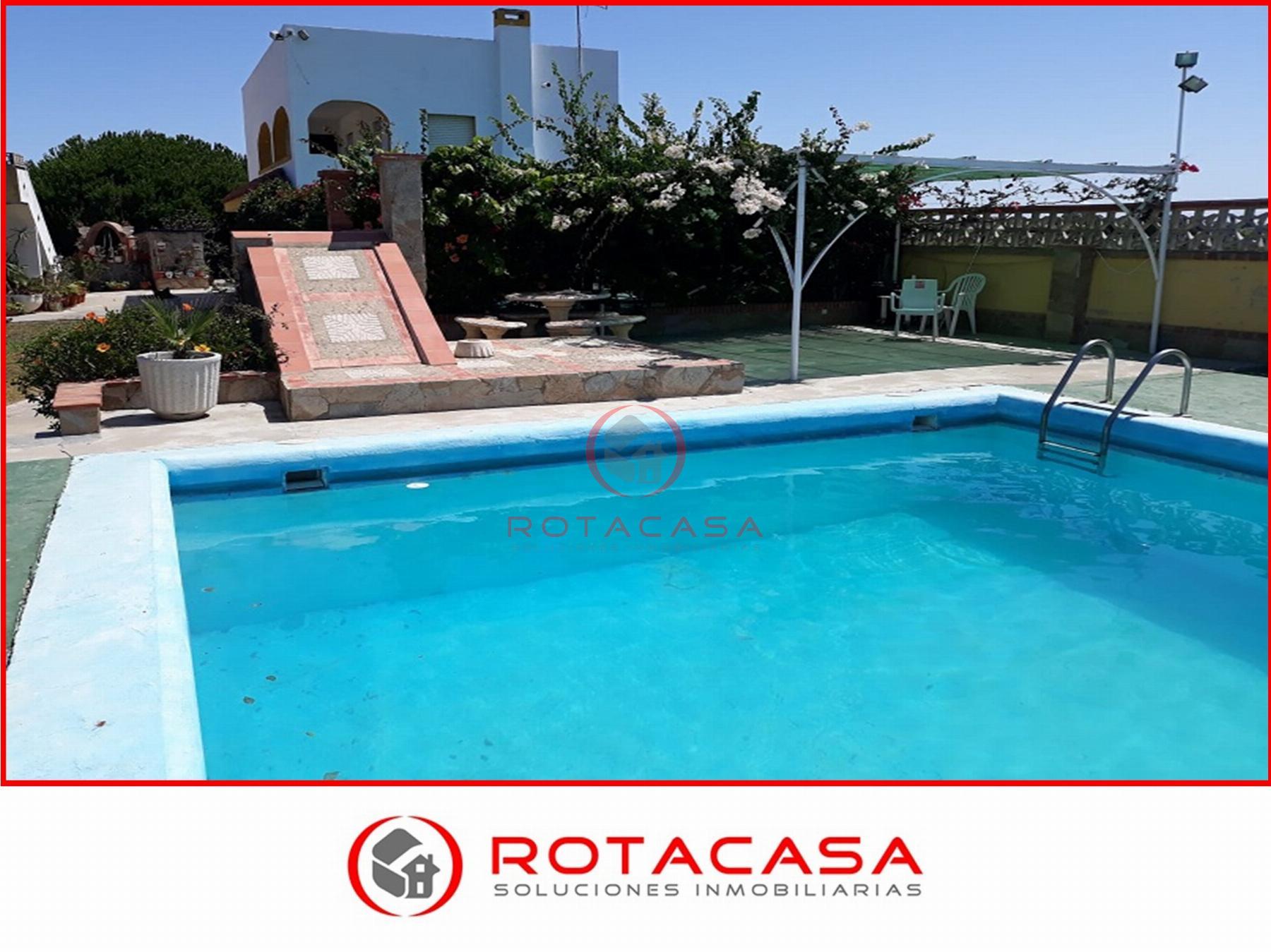 For sale of rural property in Rota