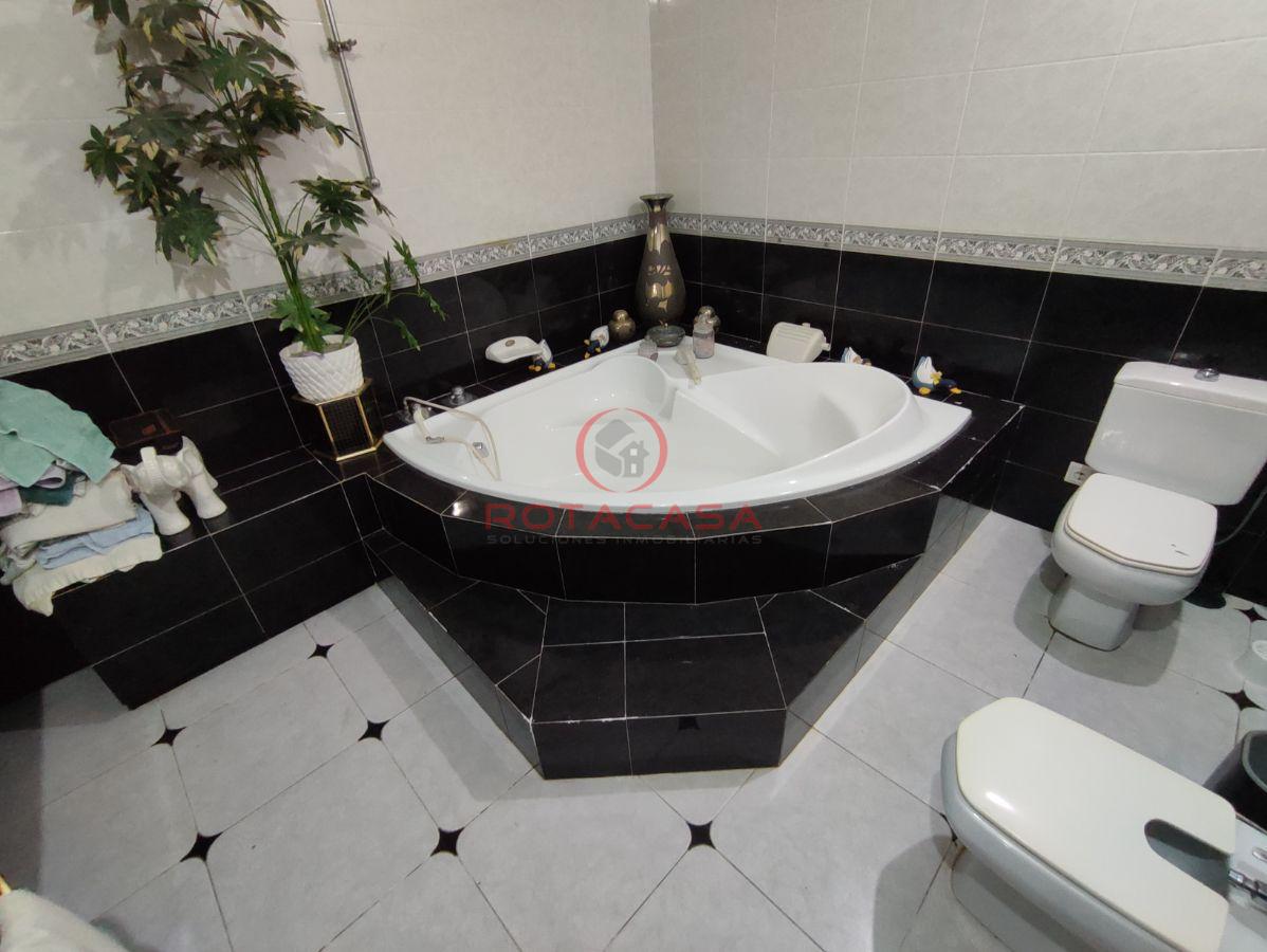 For sale of house in Rota