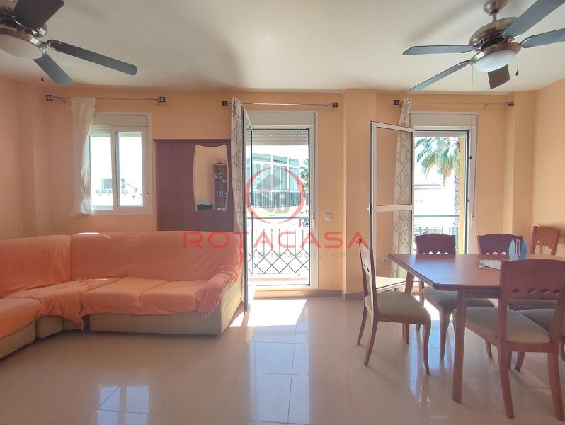 For sale of flat in Rota