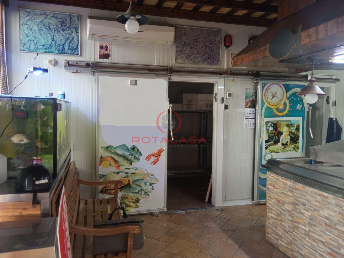 For sale of commercial in Rota