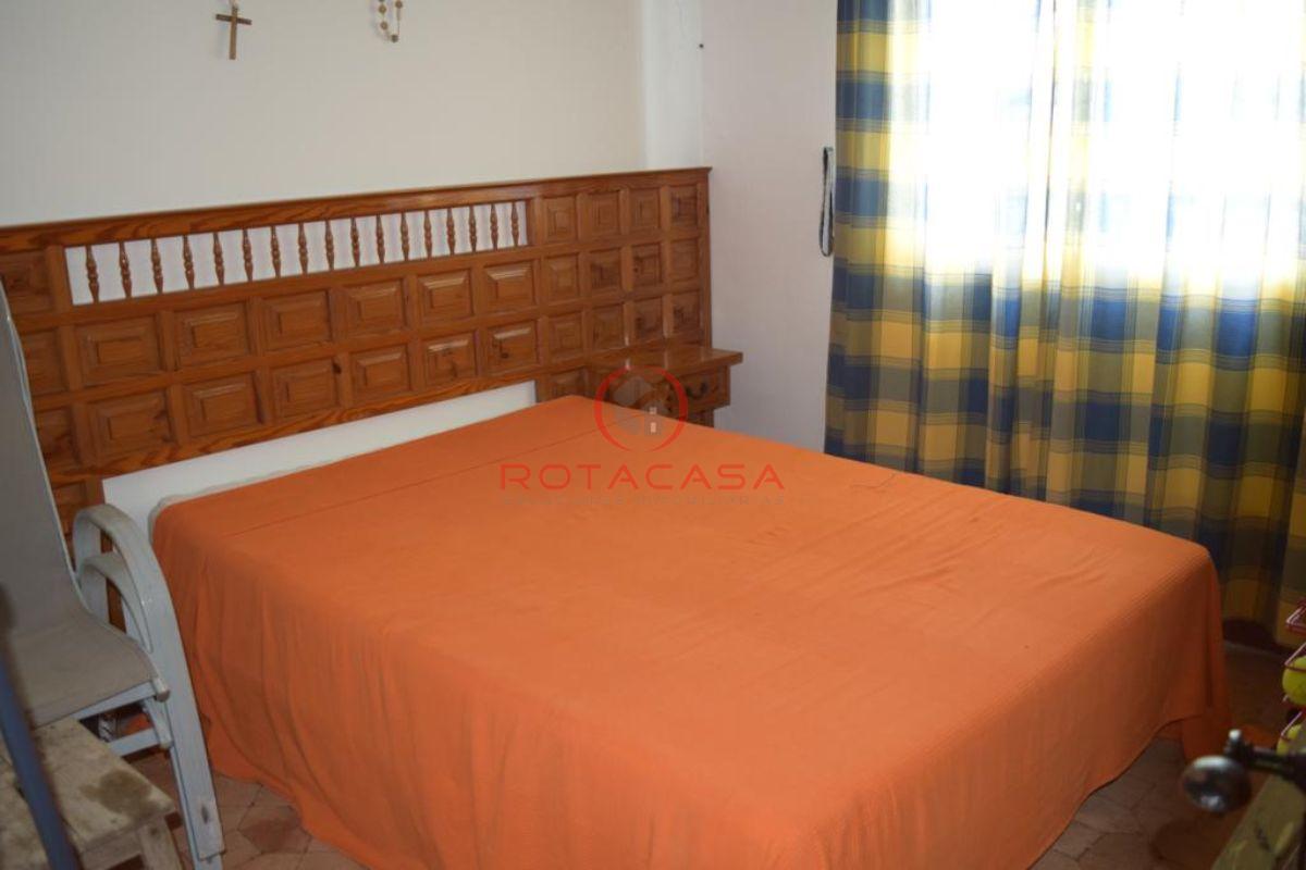 For sale of rural property in Rota