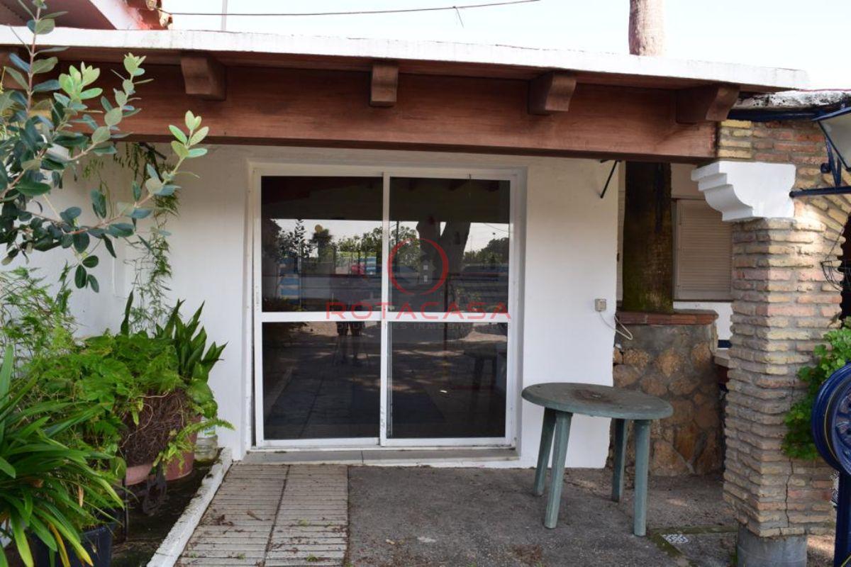 For sale of rural property in Rota
