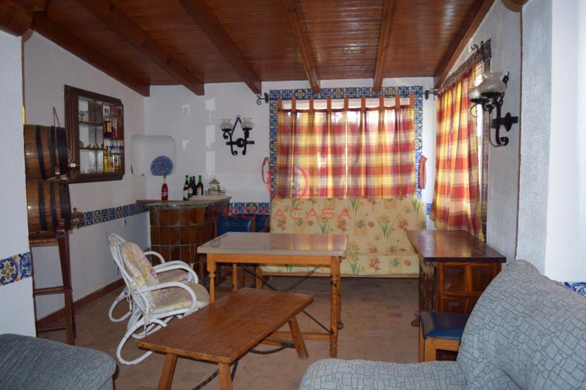 For sale of rural property in Rota