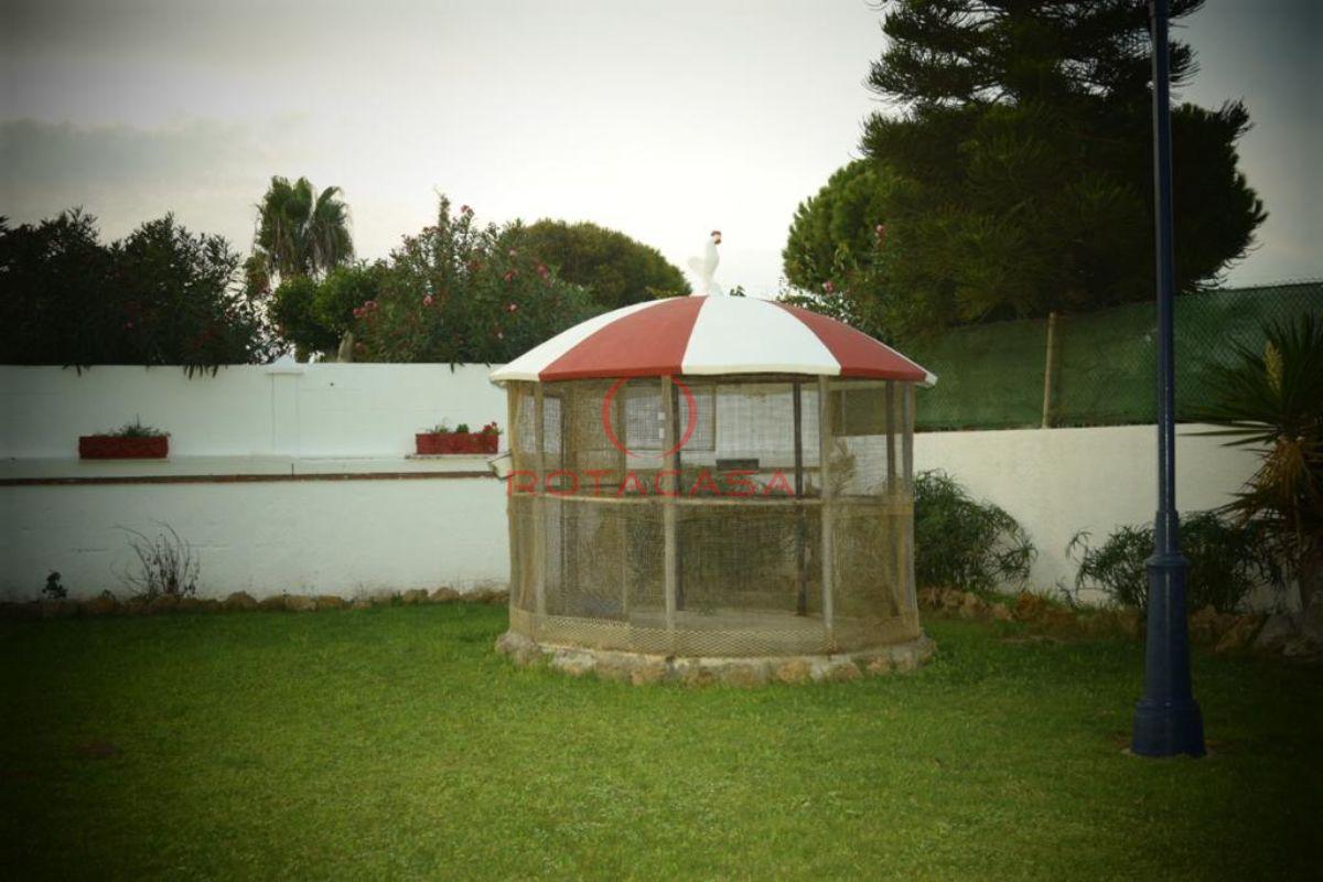 For sale of rural property in Rota