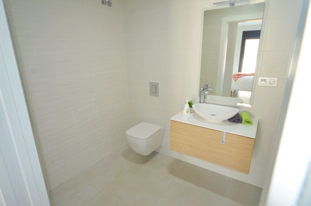 For sale of villa in Daya Nueva