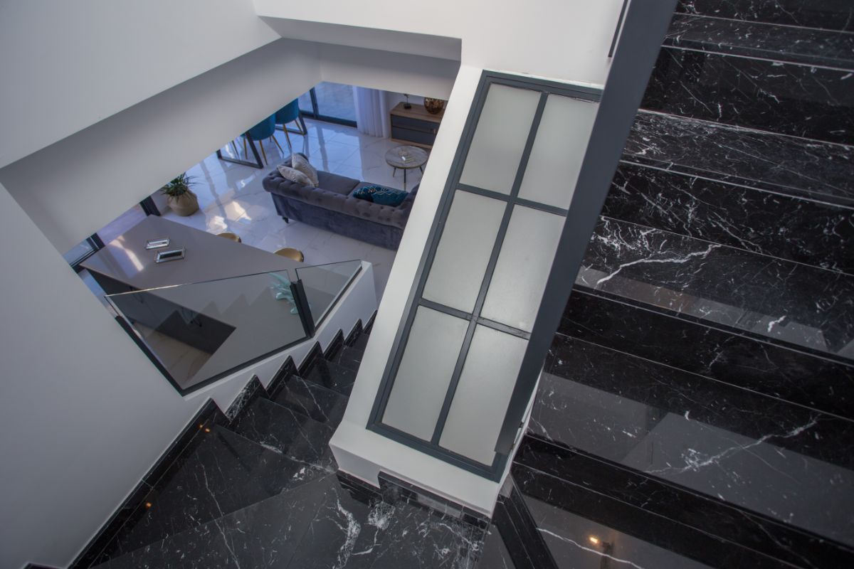 Venta de villa en Los Montesinos