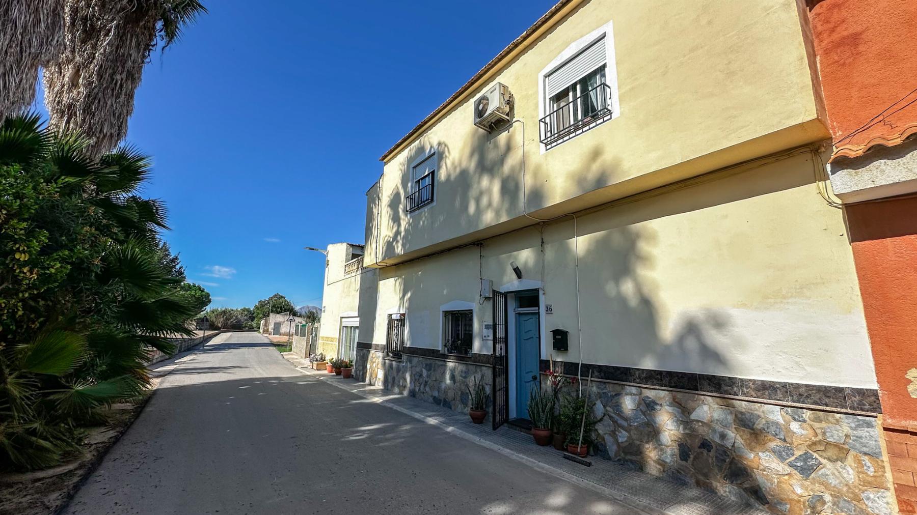 Venta de casa en Dolores