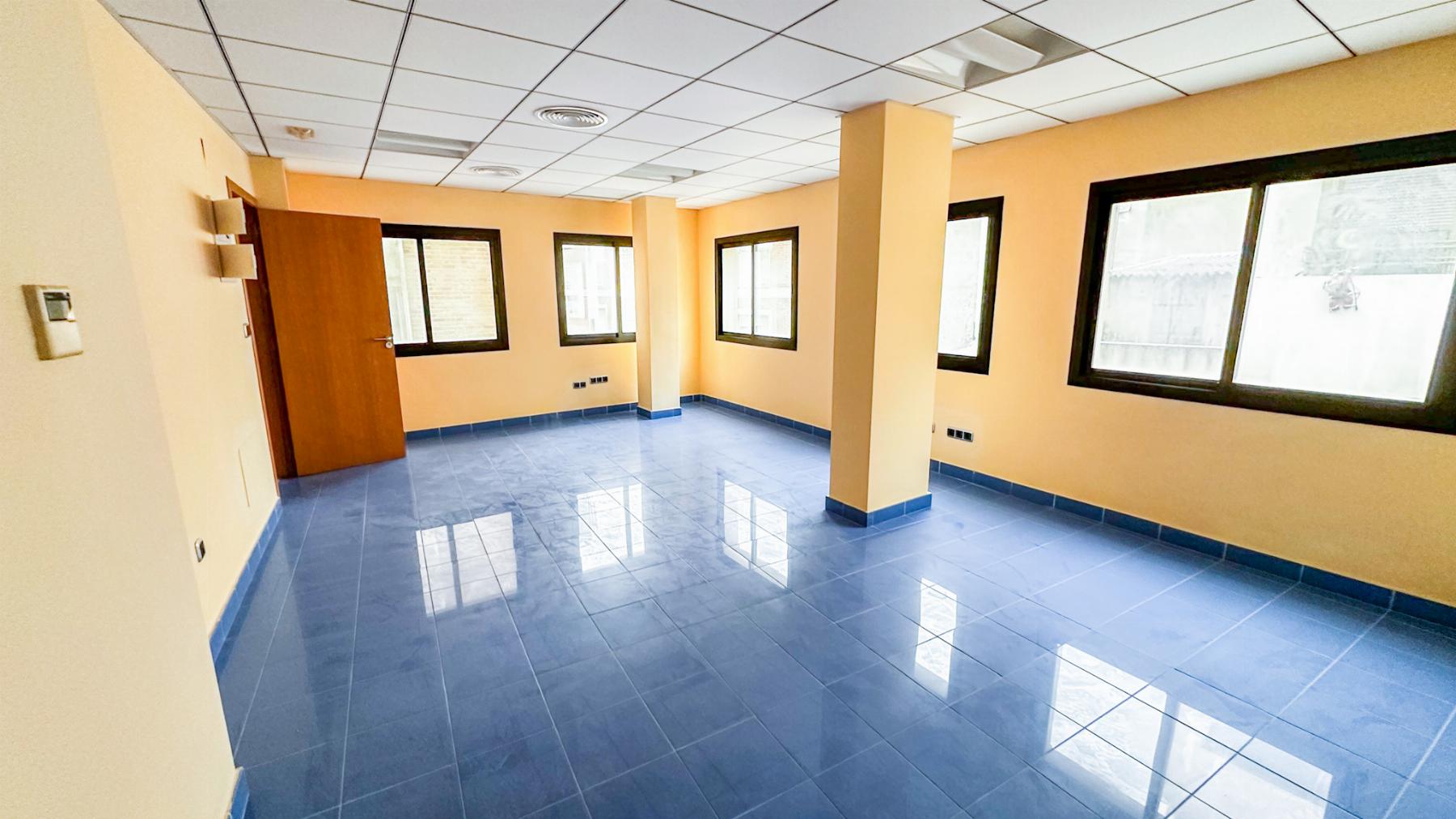 Venta de edificio en Albatera