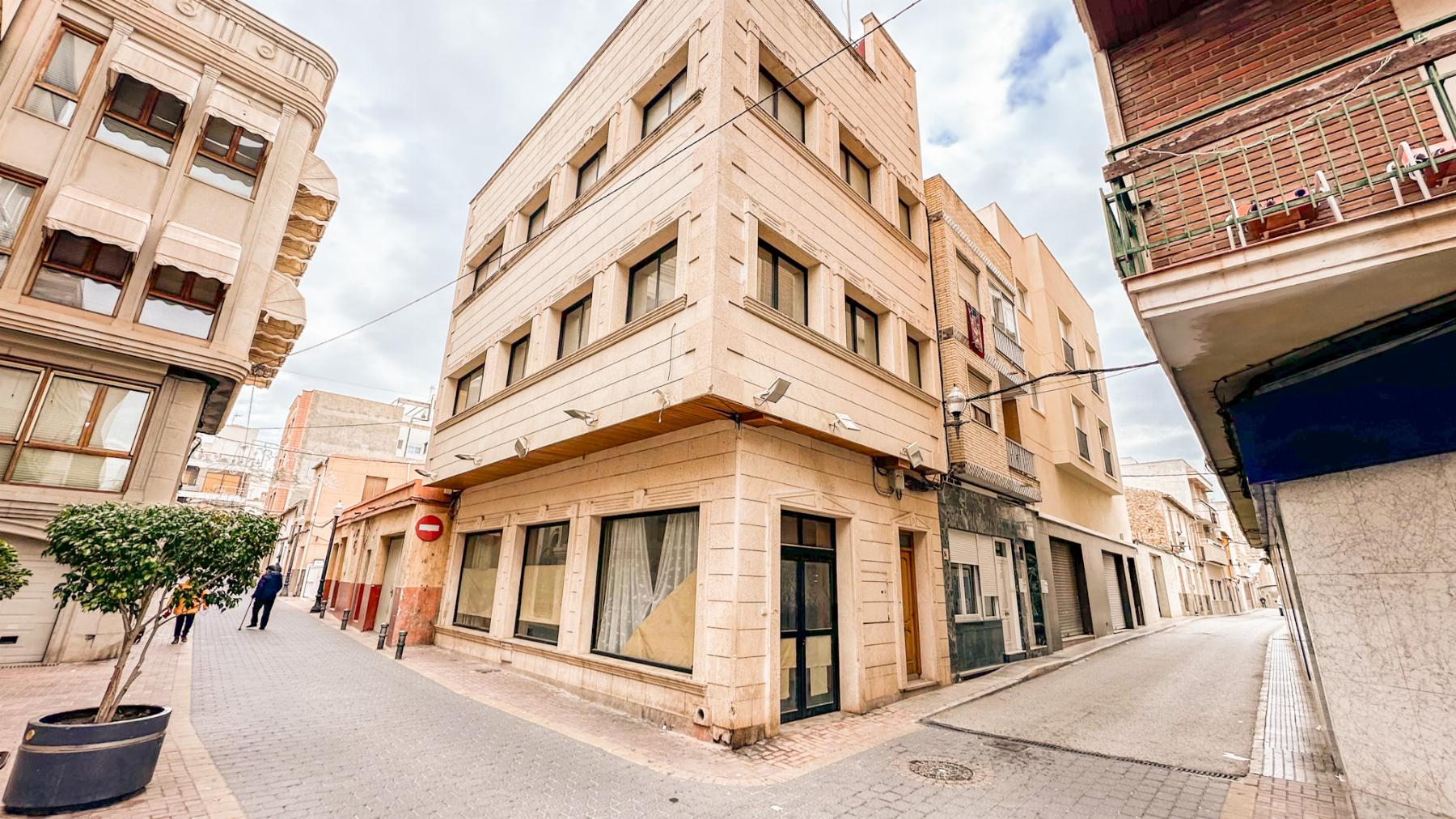 Venta de edificio en Albatera