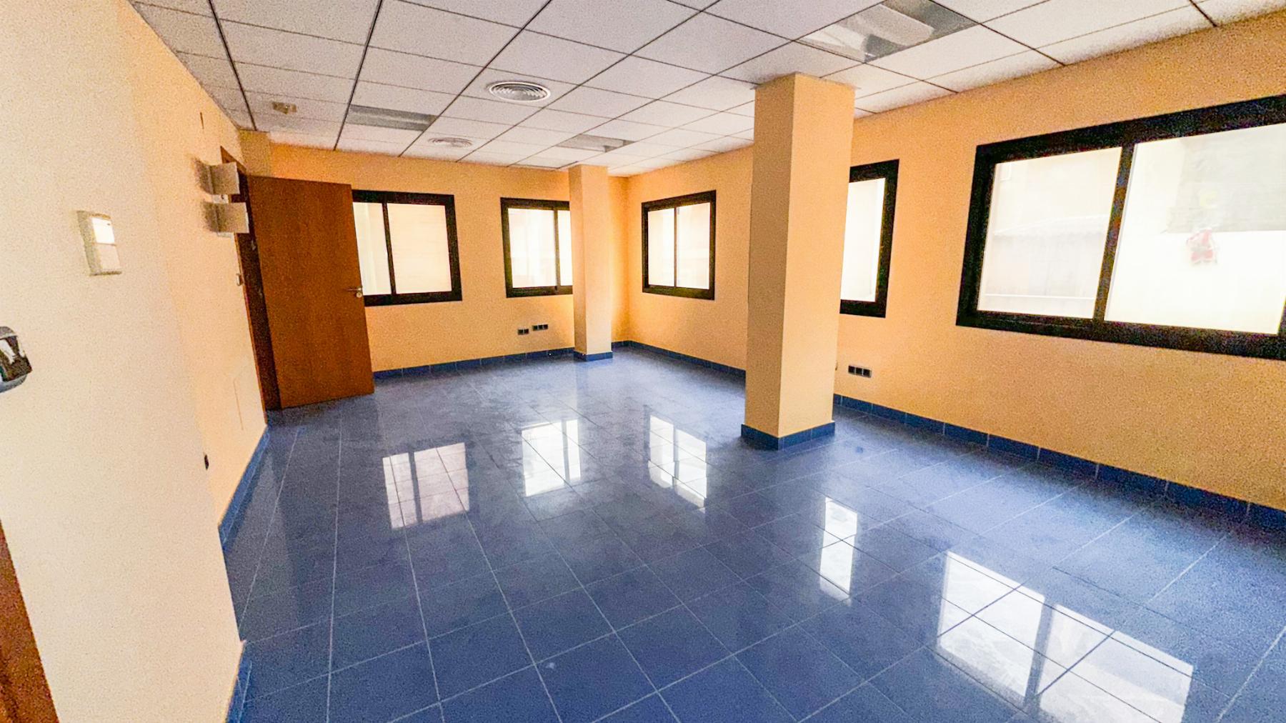 Venta de edificio en Albatera