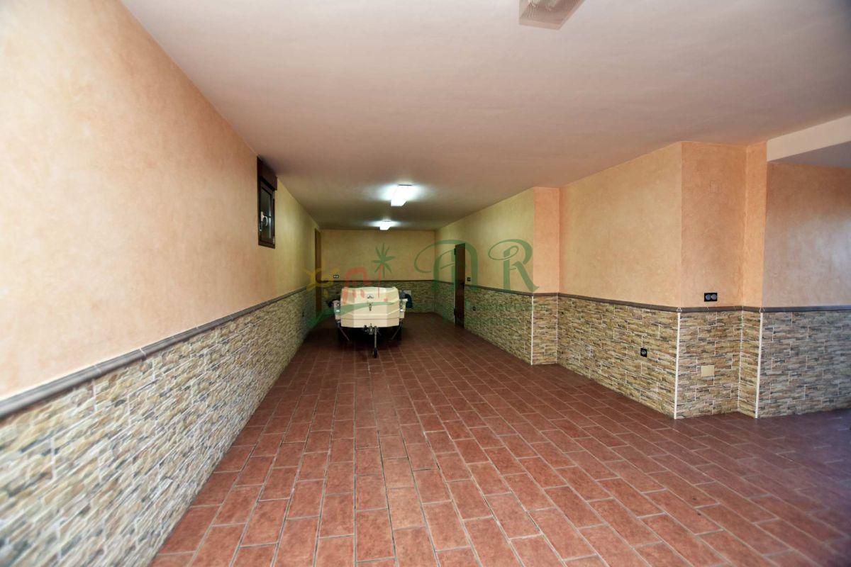 Venta de villa en Los Montesinos
